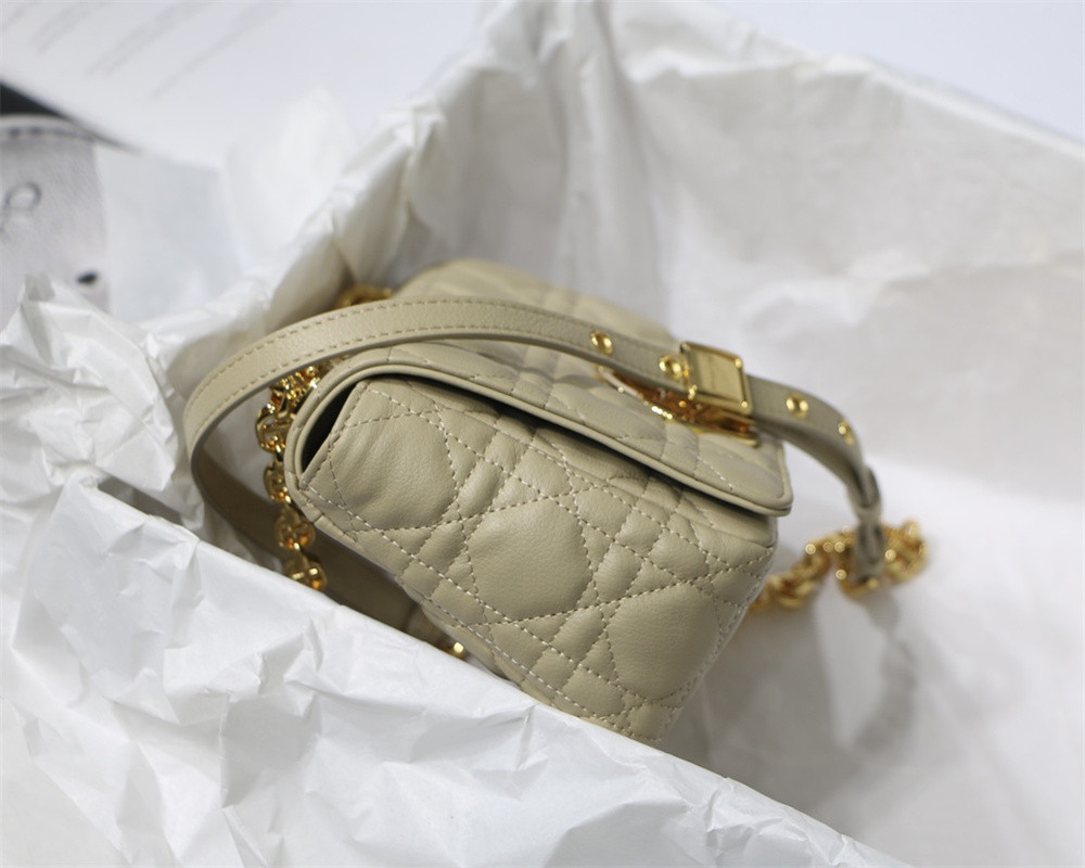 SMALL D10r CARO BAG Beige S*pple Cannage Calfskin 20 x 12 x 7 cm