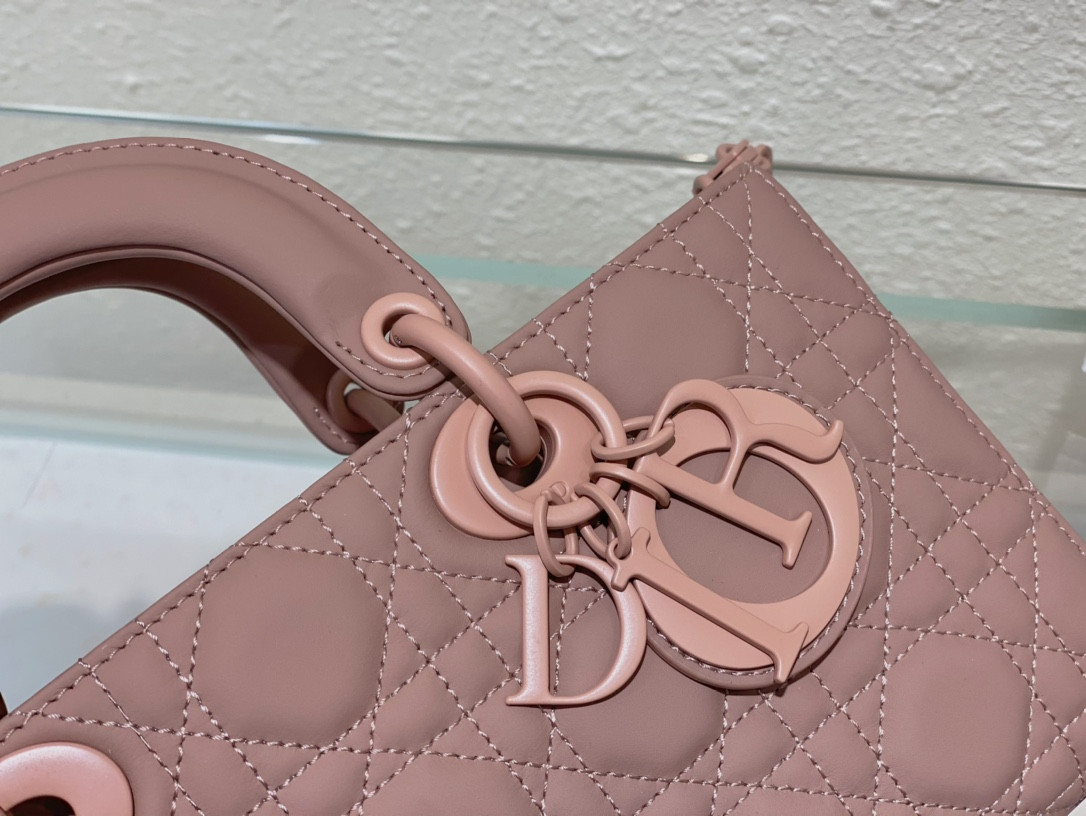 D10r SMALL LADY D-JOY BAG Ultramatte Pink Cannage Calfskin
