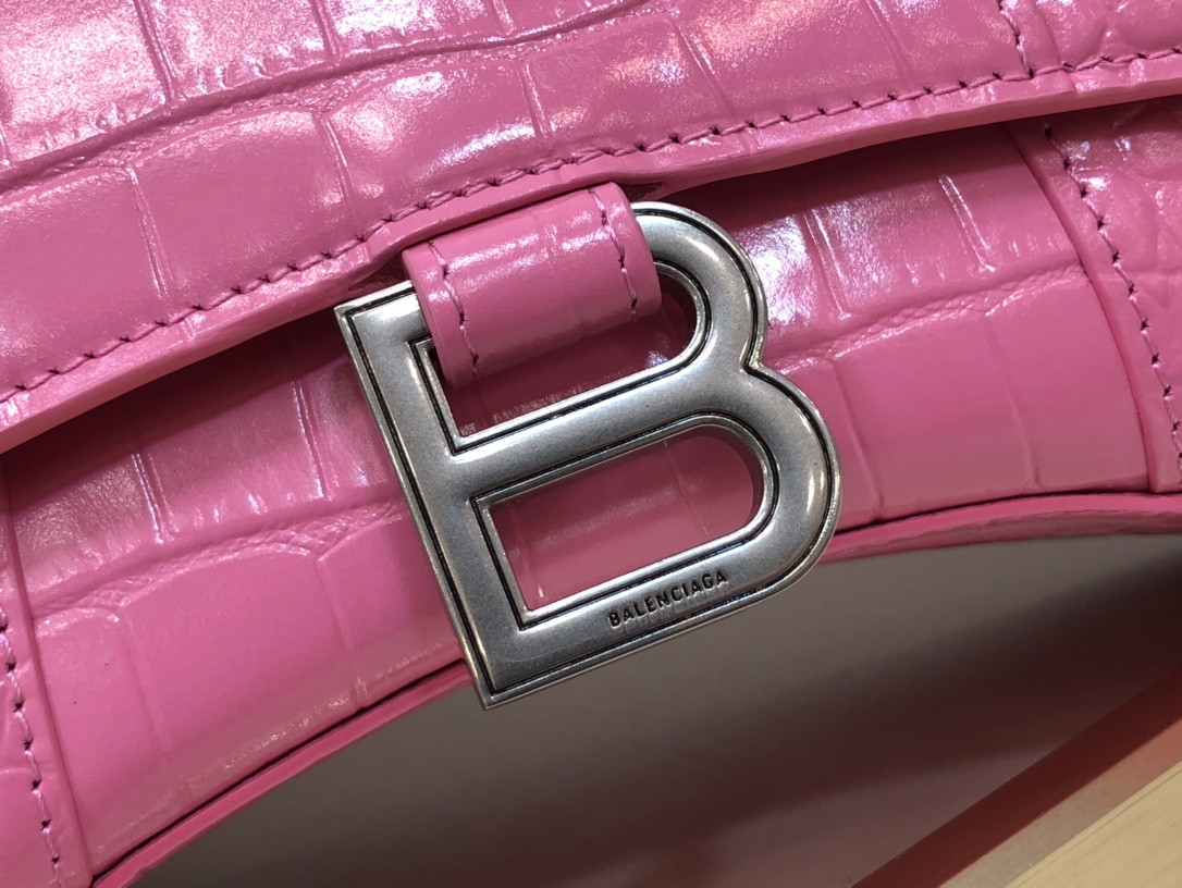 Ba1en*iaga WOMEN