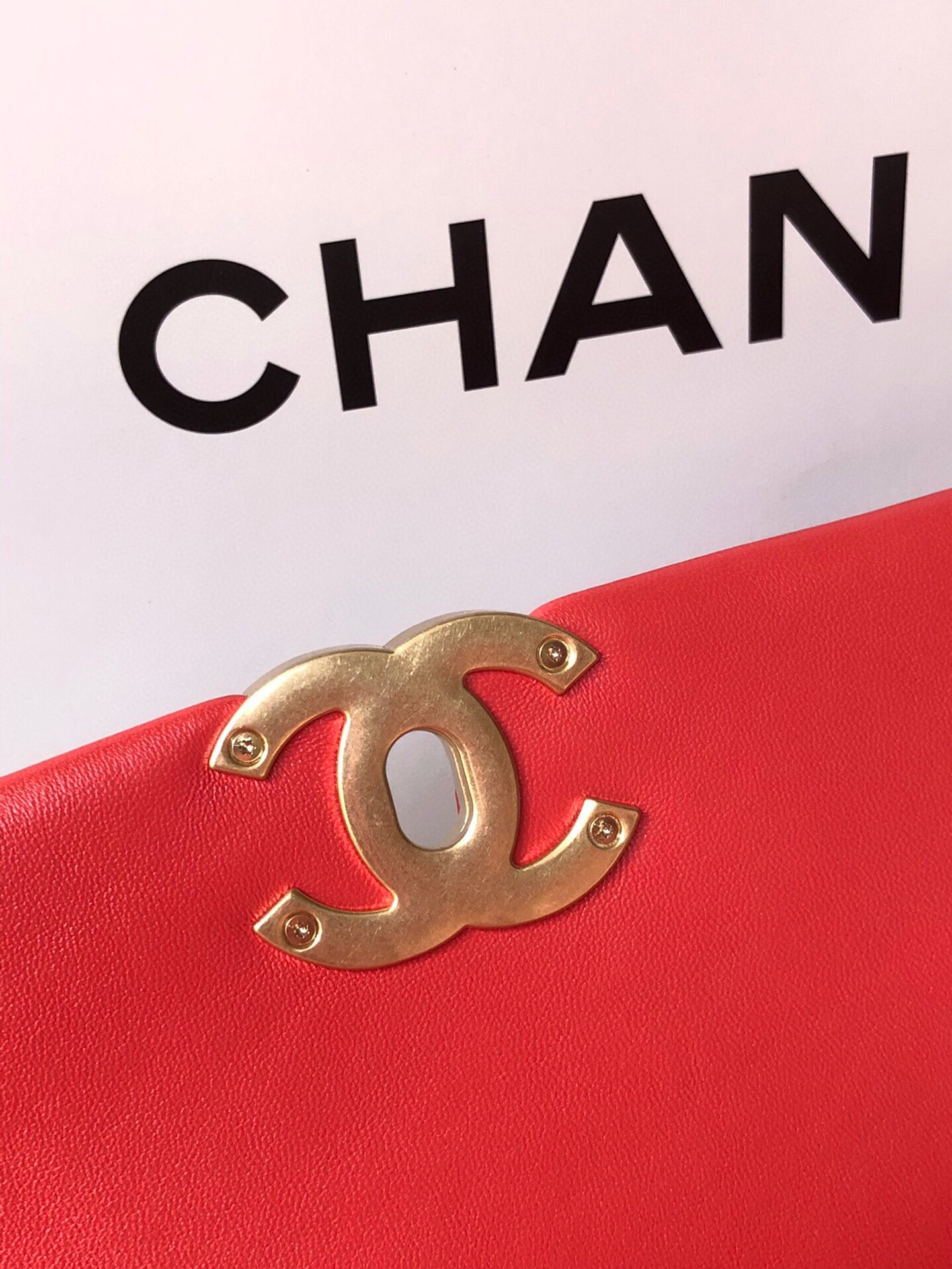 Ch**el 19 LARGE HANDBAG Shiny Leather Red, Gold-Tone, Silver-Tone & Ruthenium-Finish Metal 7.8 × 11.7 × 3.9 in