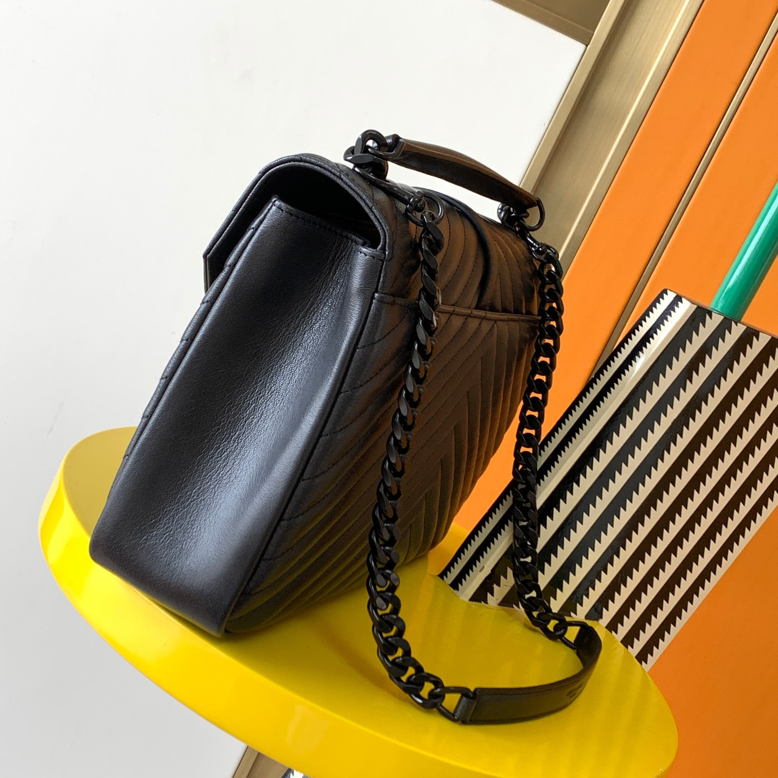 Y51 COLLEGE LARGE IN QUILTED LEATHER BLACK 32X21X8 CM