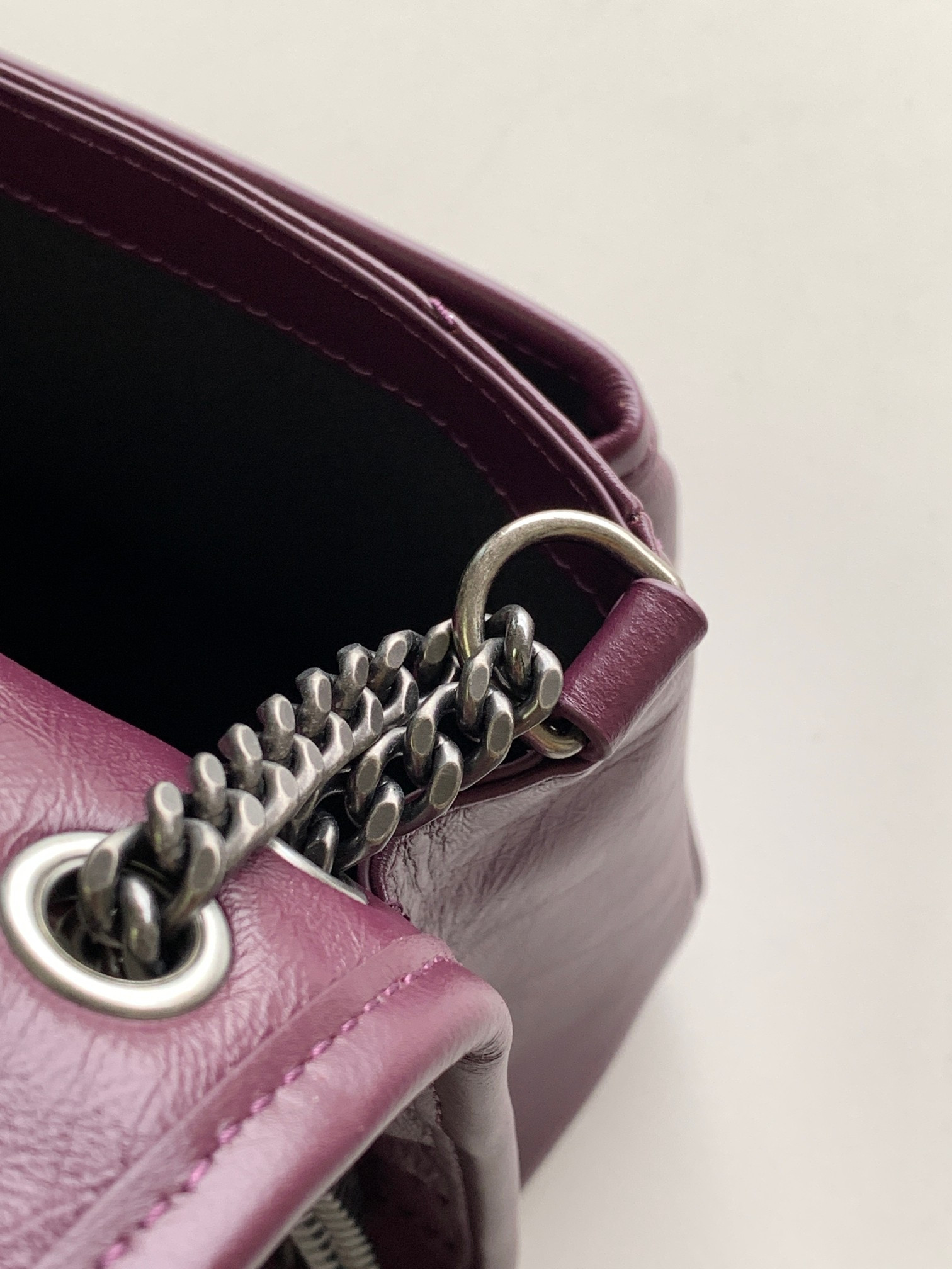 Y51 NIKI BABY IN VINTAGE LEATHER PURPLE 8.2 X 6 X 2.9 INCHES