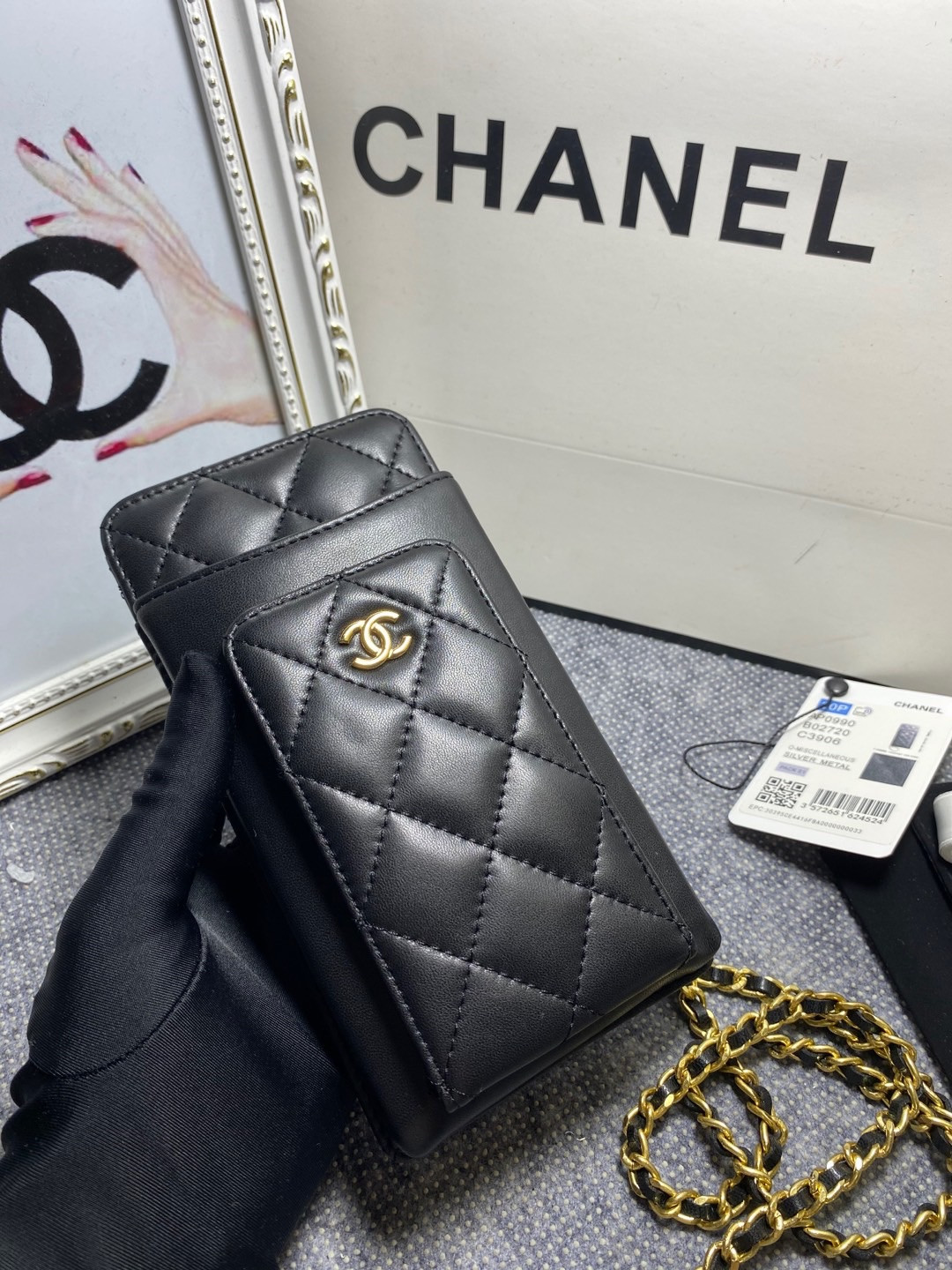 Ch**el LONG ZIPPED WALLET 19-11cm