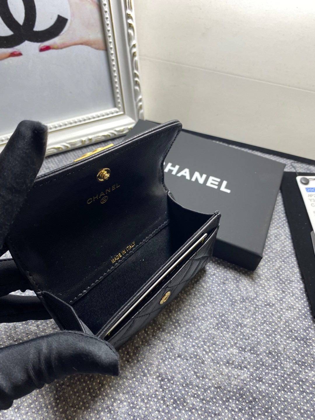 Ch**el FLAP WALLET 12-7CM