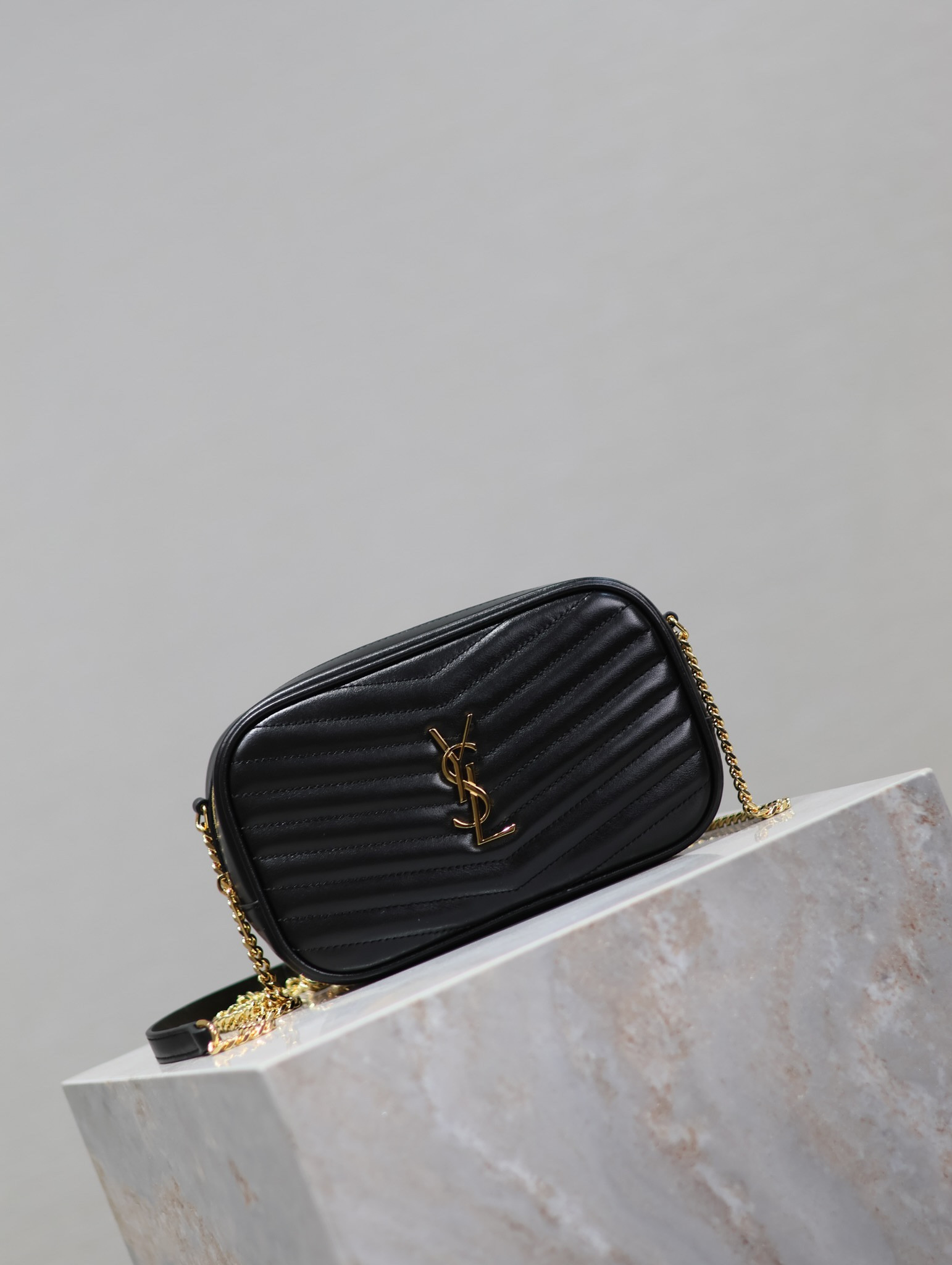 Y51 MINI LOU IN QUILTED LEATHER 7.5 X 4.1 X 2 INCHES