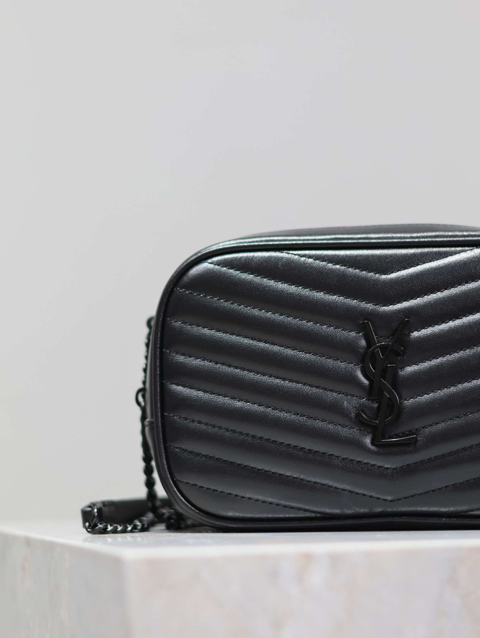 Y51 MINI LOU IN QUILTED LEATHER 7.5 X 4.1 X 2 INCHES