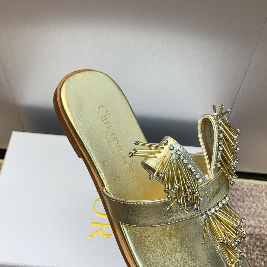 UA D10r Slide 24SS