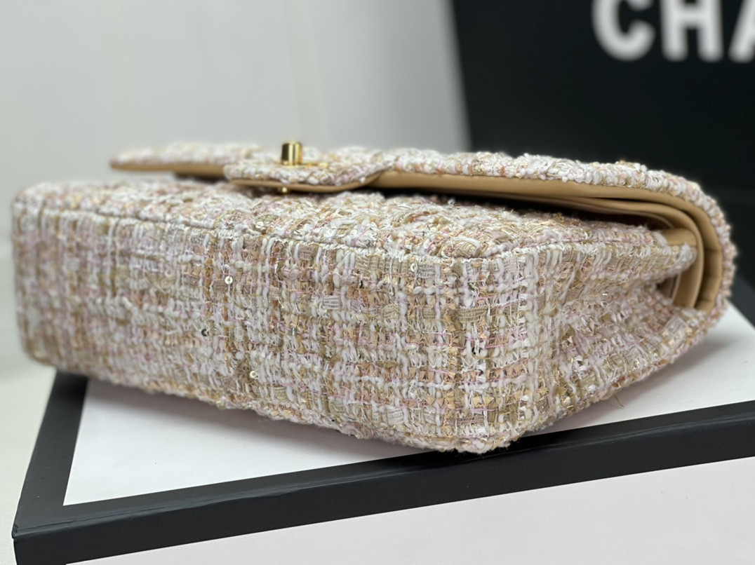 Ch**el CLASSIC 11.12 HANDBAG Tweed & Gold-Tone Metal   6 × 9.9 × 2.5 in