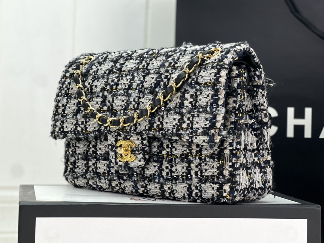 Ch**el classic 11.12 handbag tweed & gold-tone metal 6 × 9.9 × 2.5 in