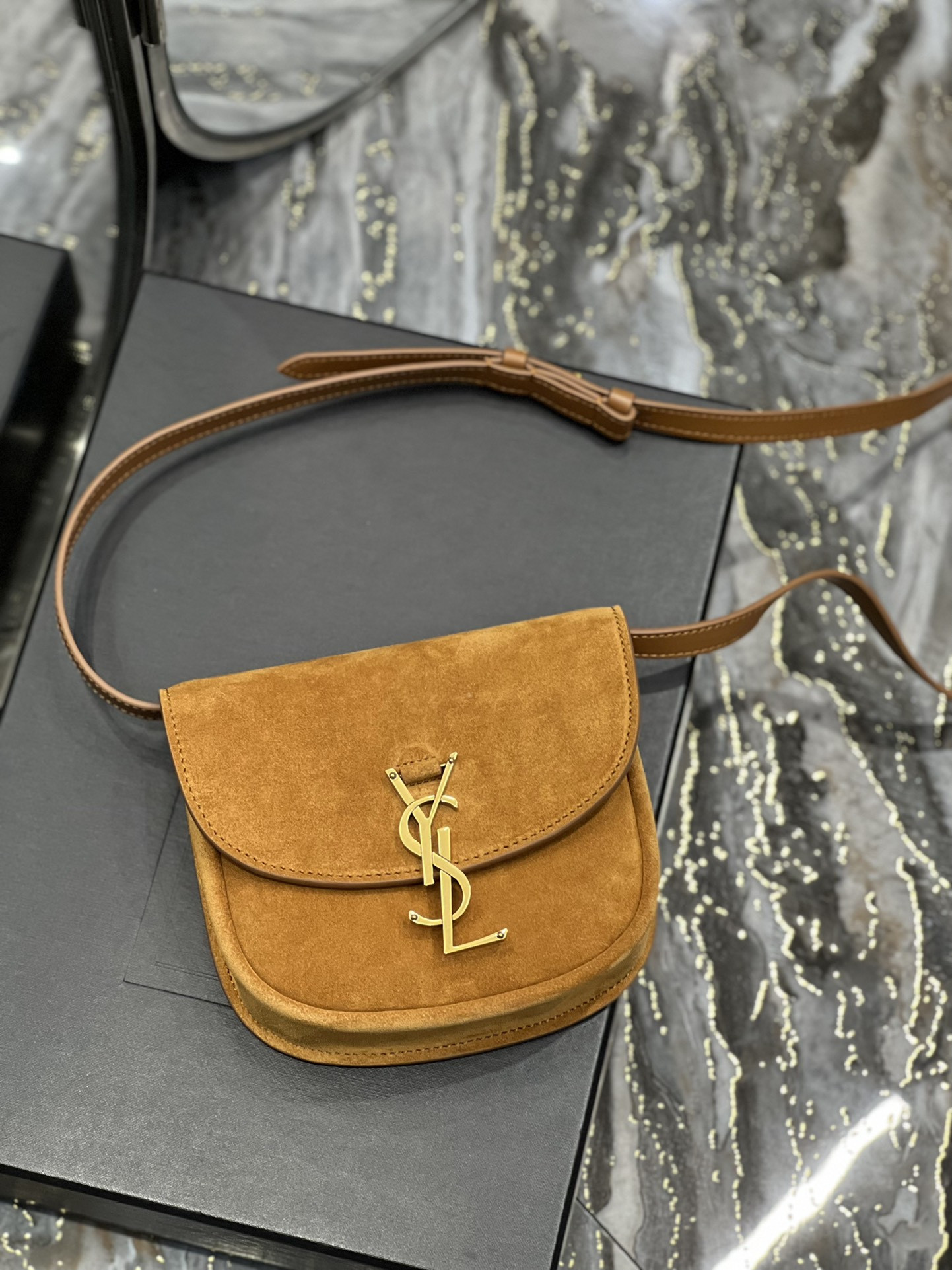 Y51 KAIA SMALL SATCHEL IN SMOOTH LEATHER 7.2 X 6.1 X 2.1 INCHES