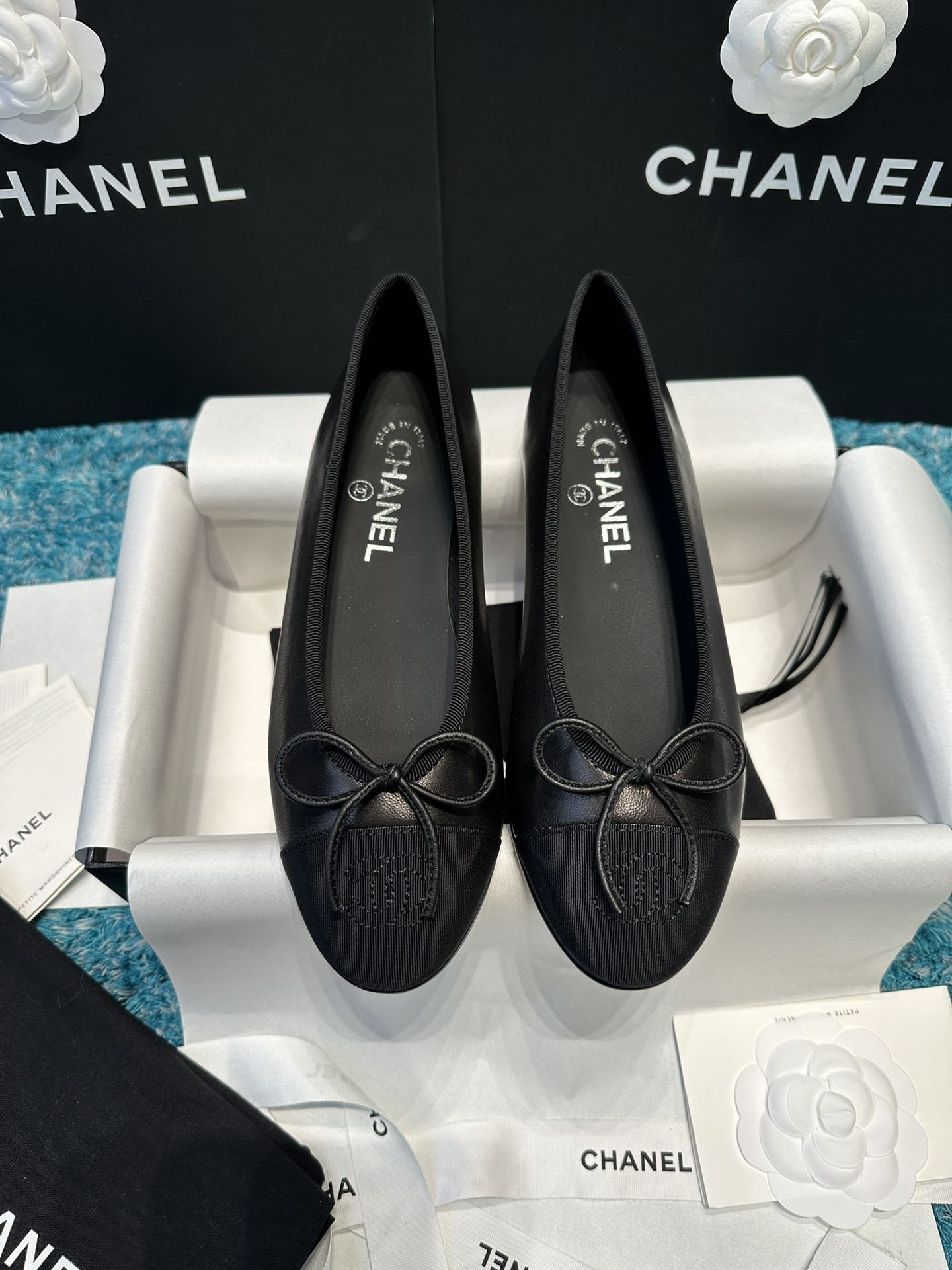 UA Ch**el BALLET FLATS