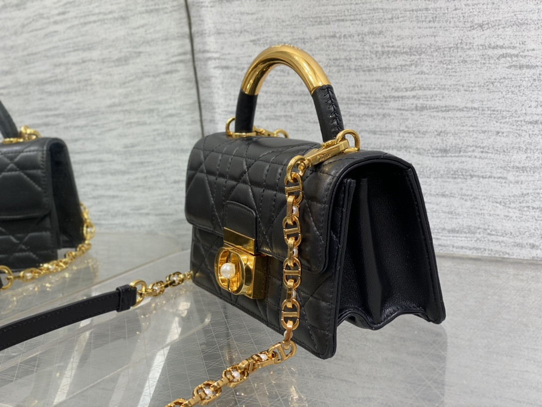 D10r Small D10r Ange Bag Black Macrocannage Calfskin 20 x 12 x 5 cm