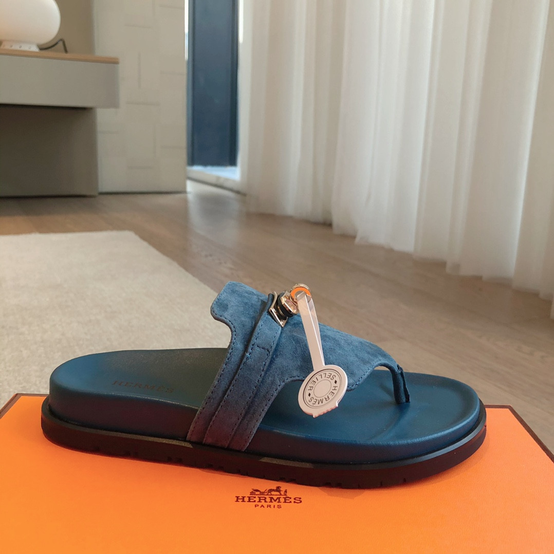 UA H**me5 Empire Sandal