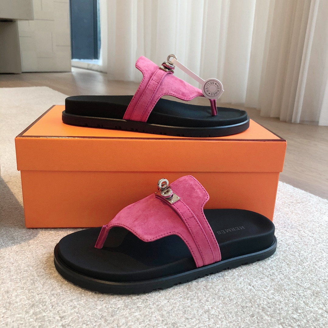 UA H**me5 Empire Sandal