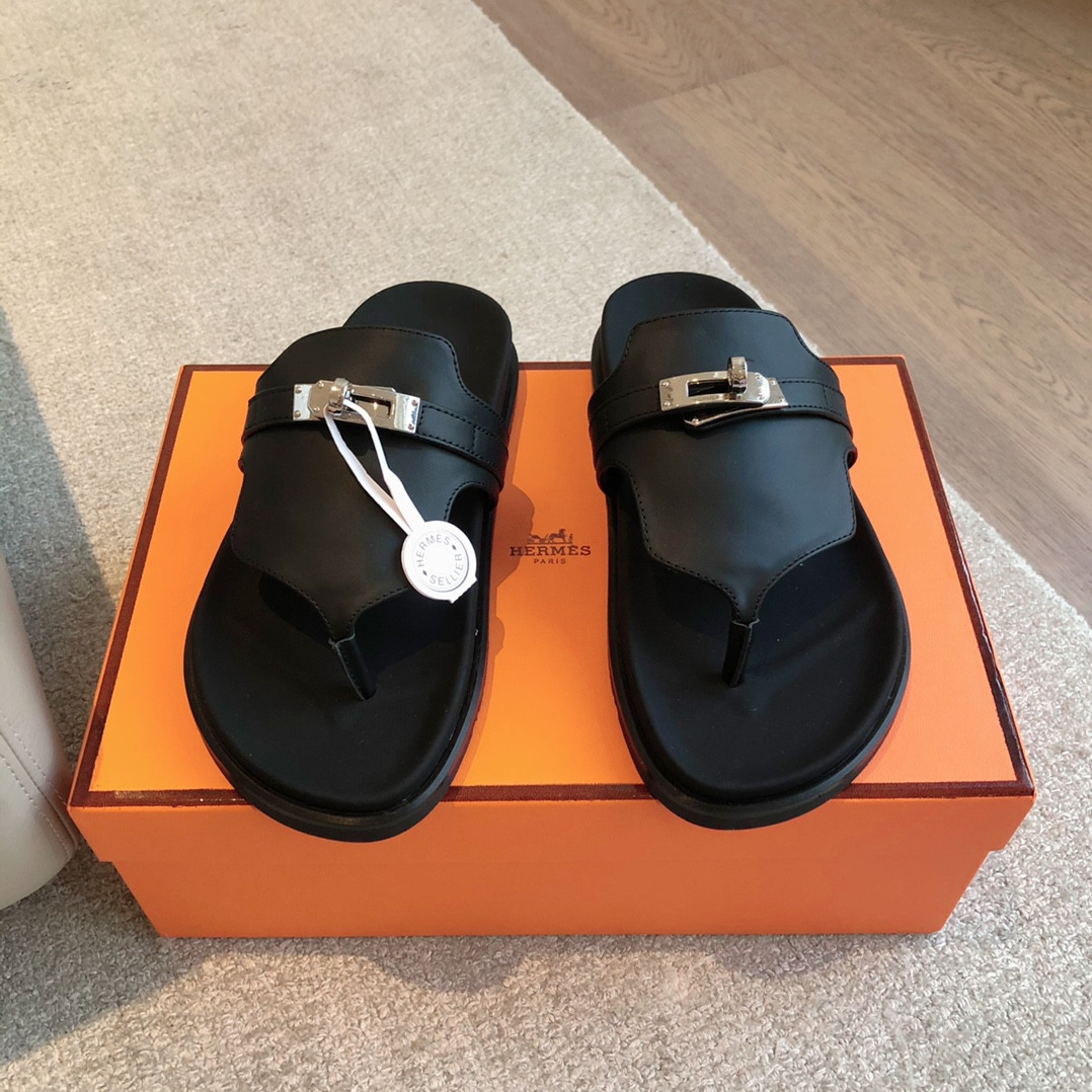 UA H**me5 Empire Sandal