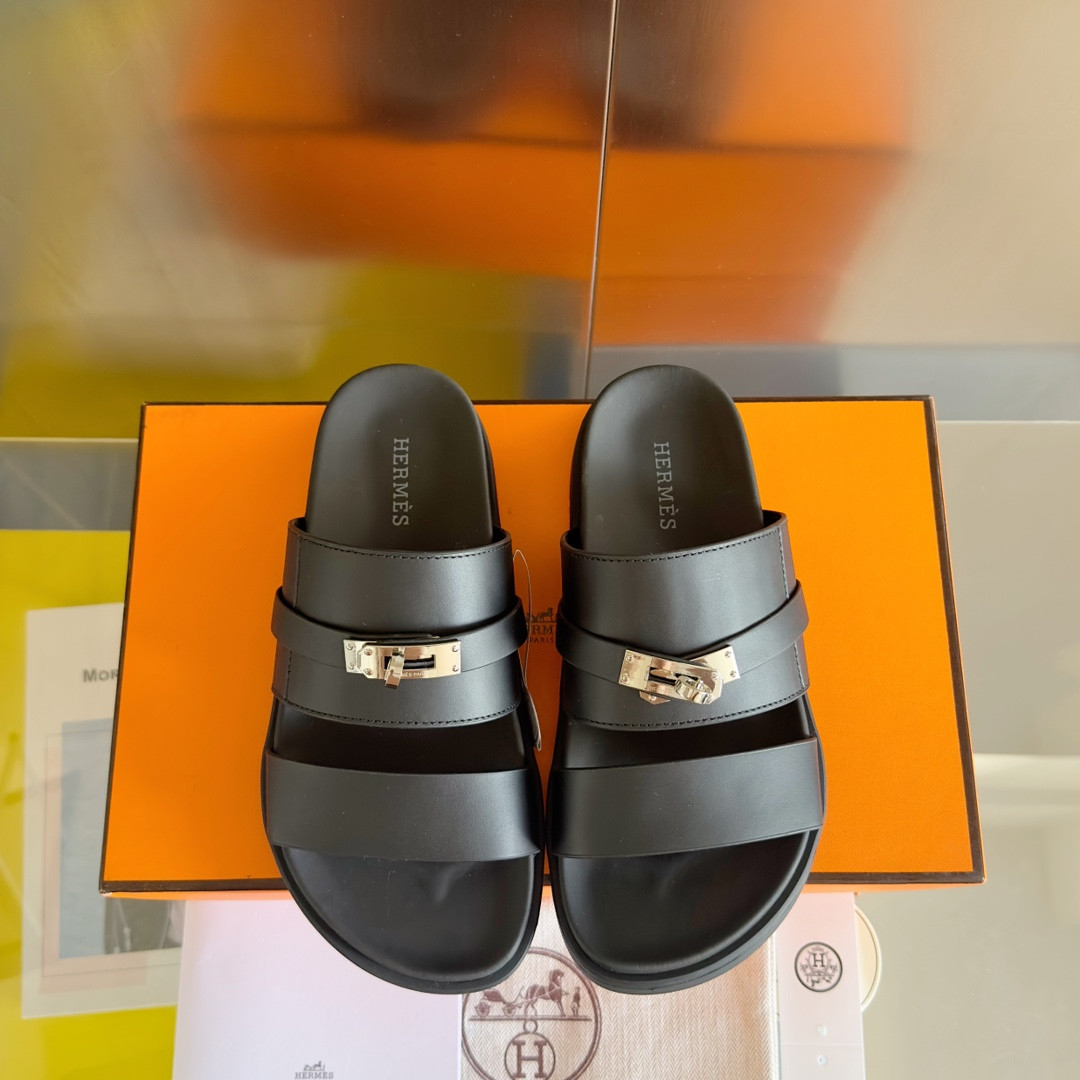 UA H**me5 Jackson sandal
