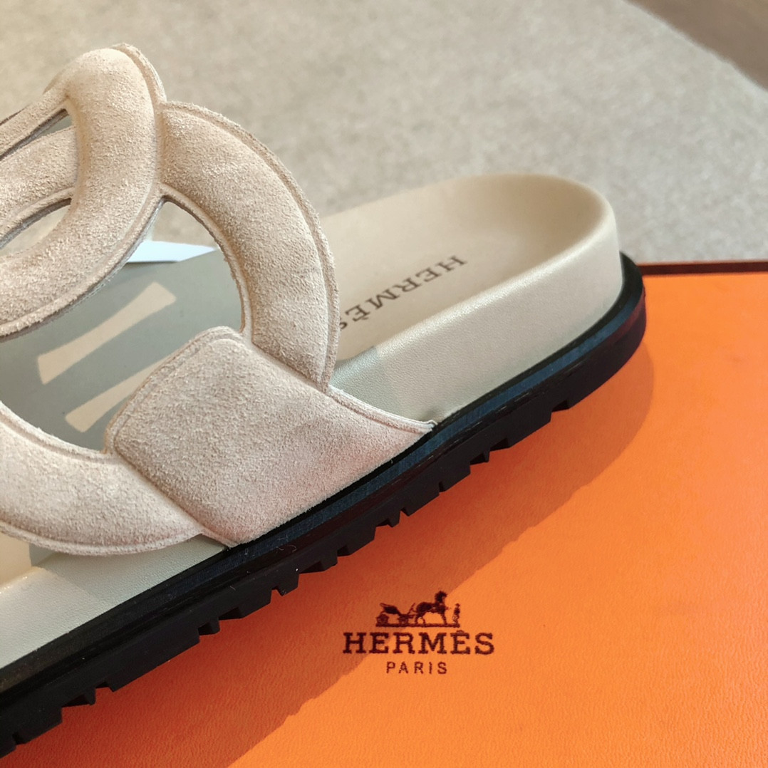 UA H**me5 Extra sandal