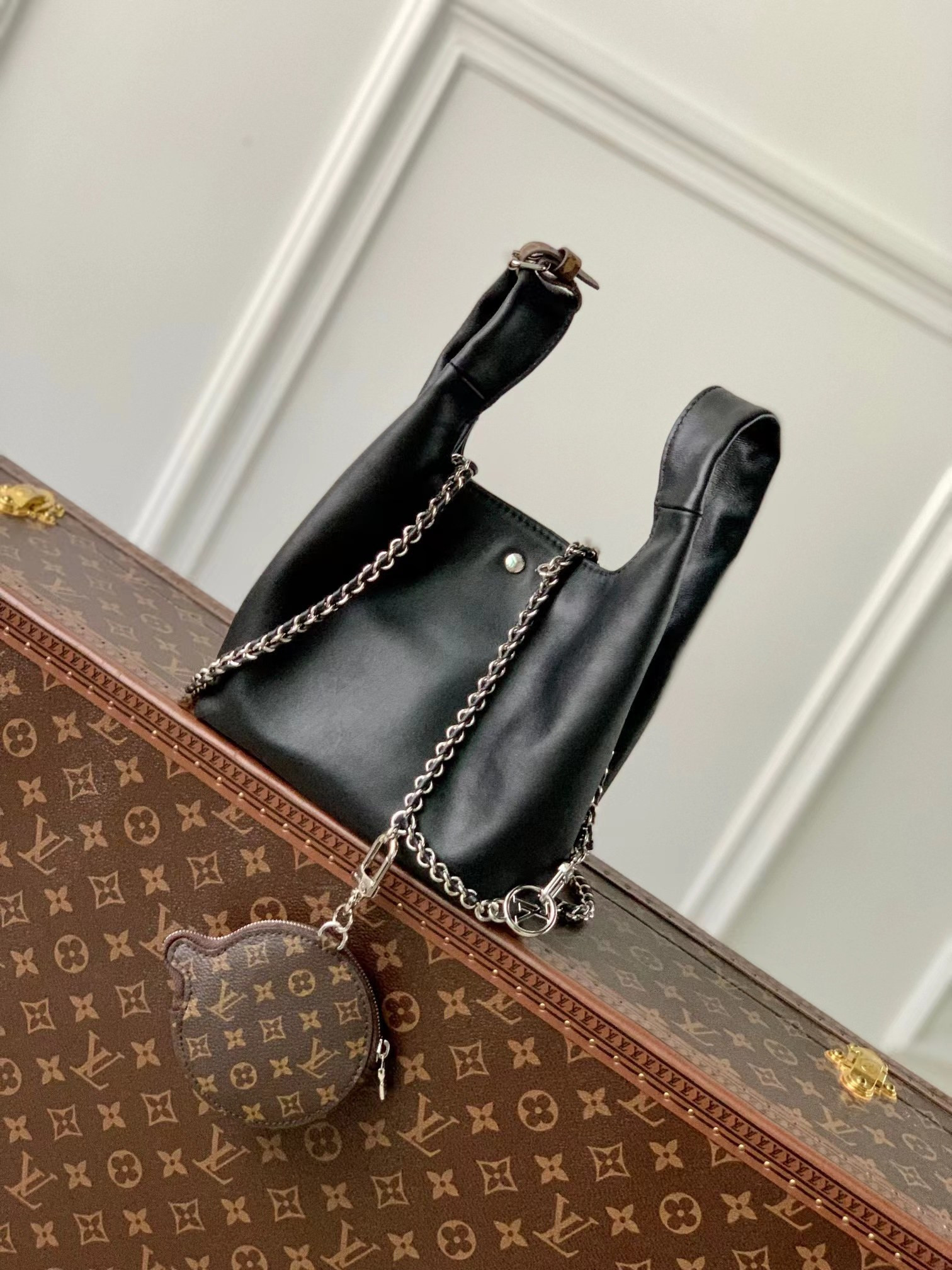 LV Atlantis BB M113871 17x17x7CM