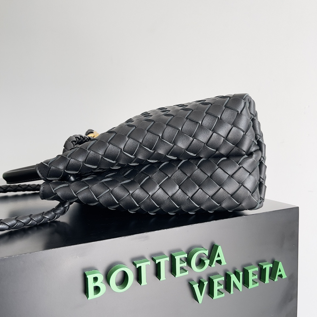 B0tt*ga Ven*ta Medium Andiamo 32x25x11CM
