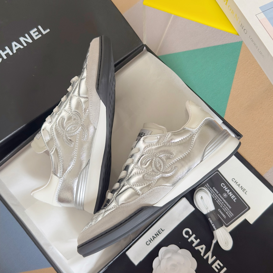 UA Ch**el SNEAKER