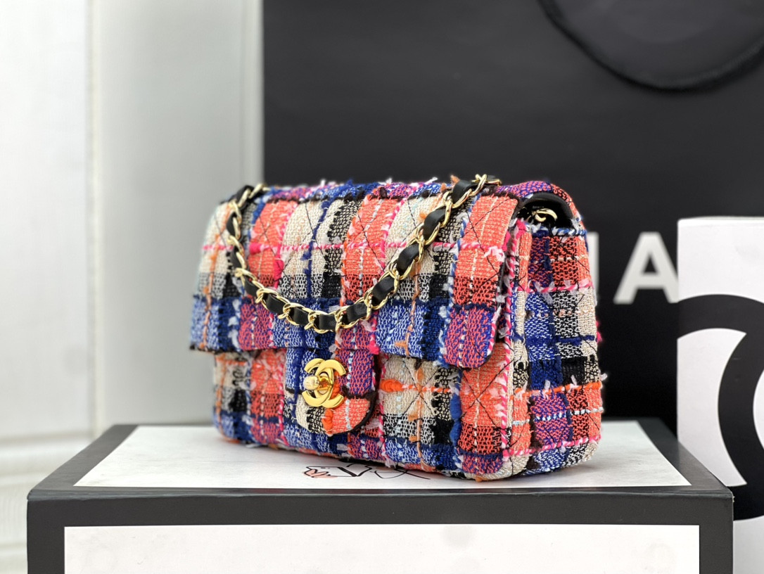 Ch**el Classic Flap Bag 20cm
