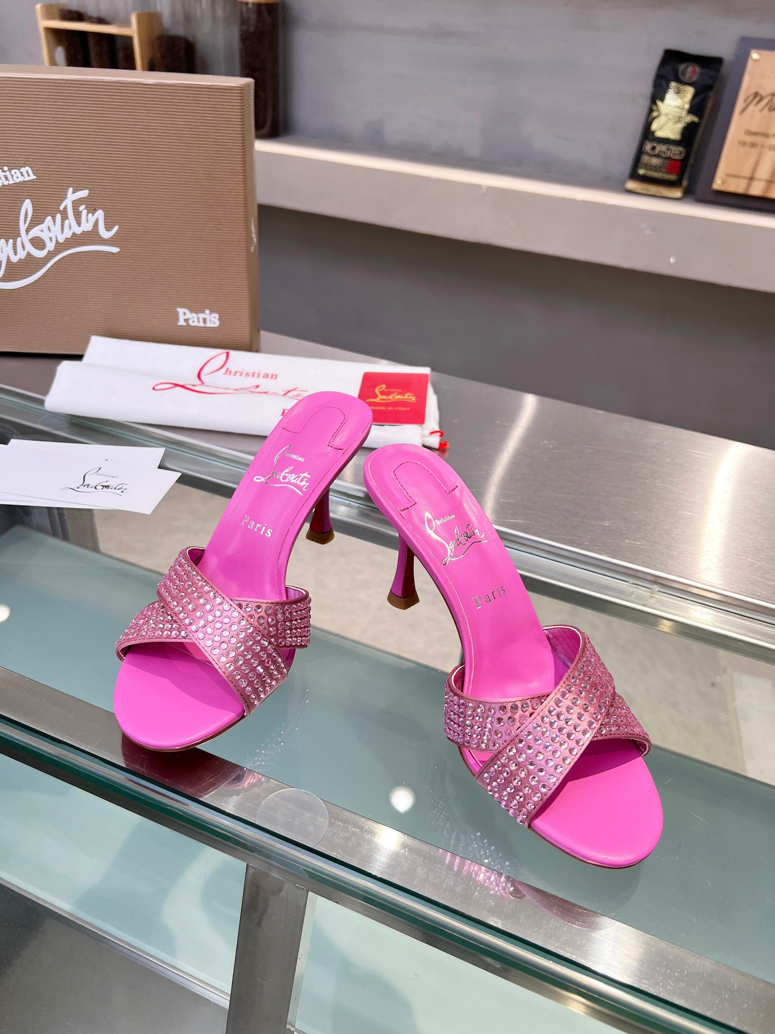 ua chr1st1an louboutin cl red-botT0m shoes
