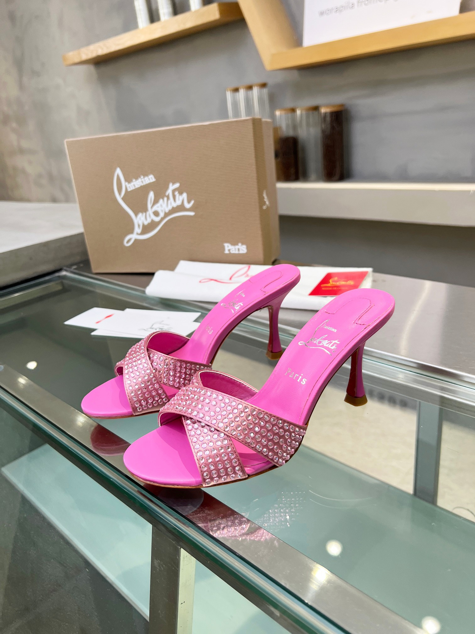 ua chr1st1an louboutin cl red-botT0m shoes