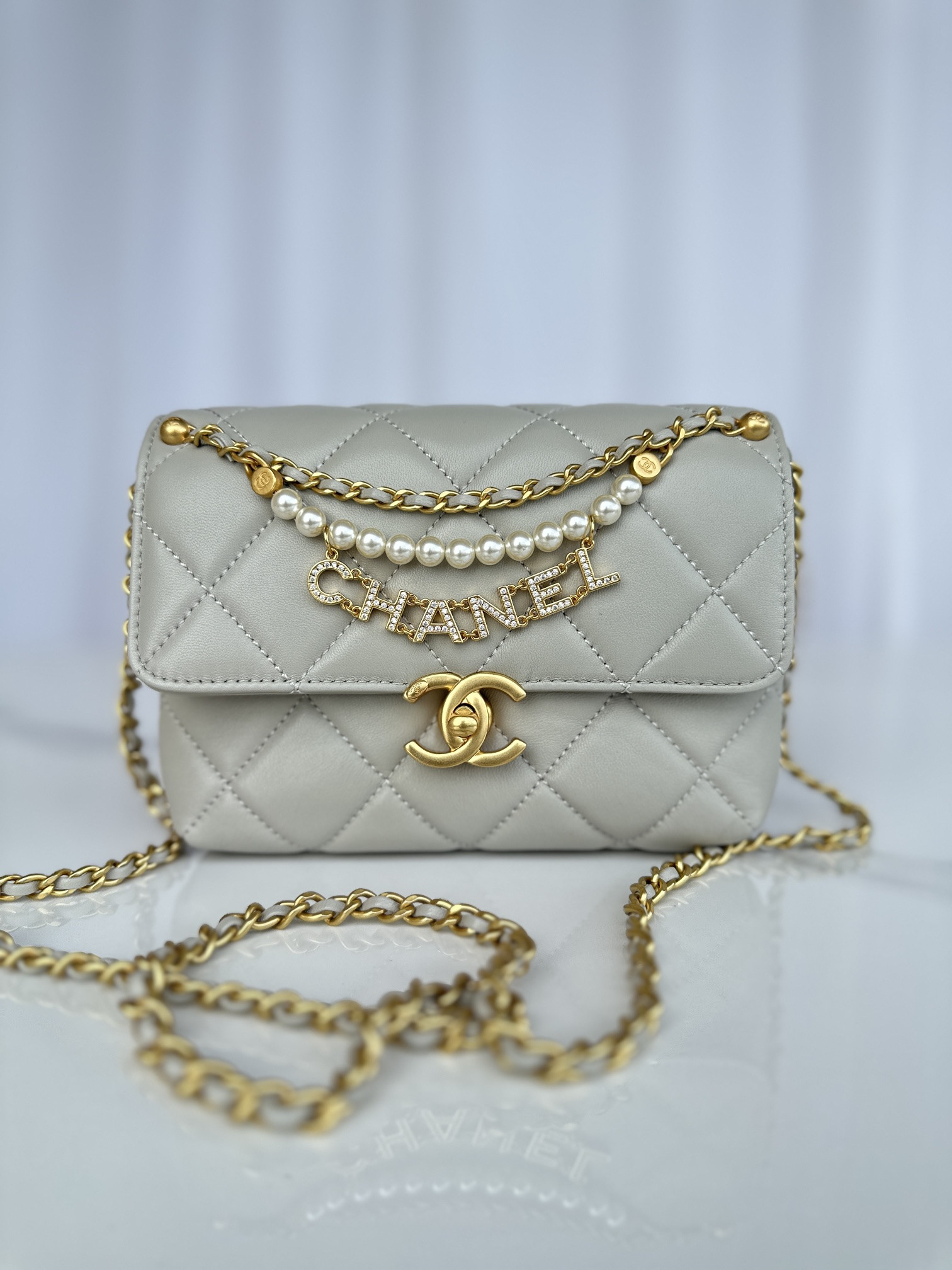 Ch**el Mini Flap Bag 19x12.5x8cm
