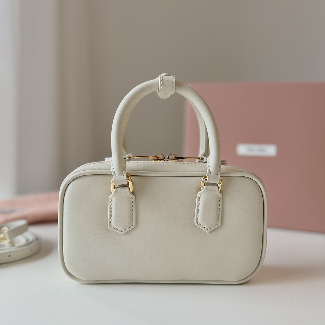 M1v M1v arcadie leather mini-bag 19x10x5cm