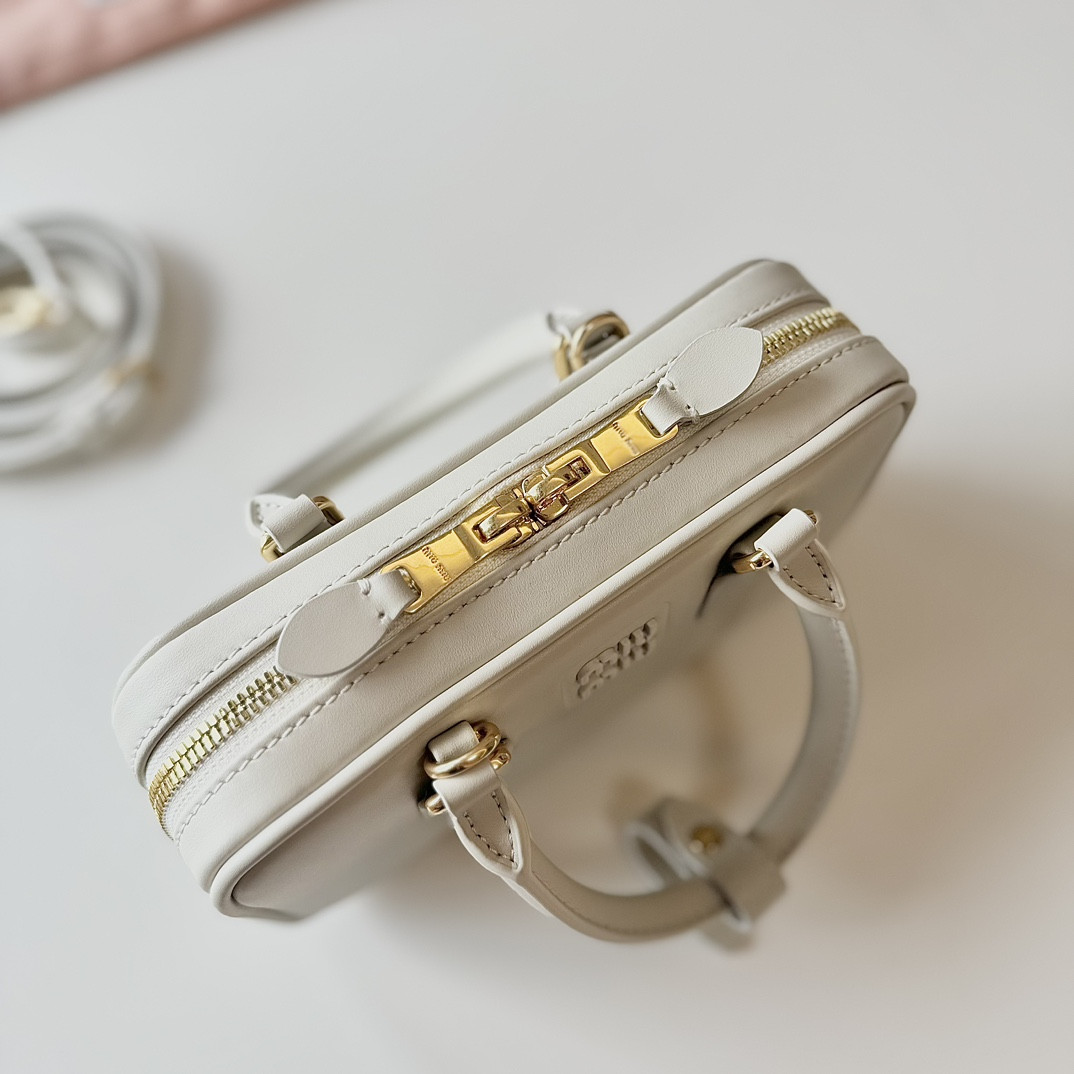 M1v M1v arcadie leather mini-bag 19x10x5cm
