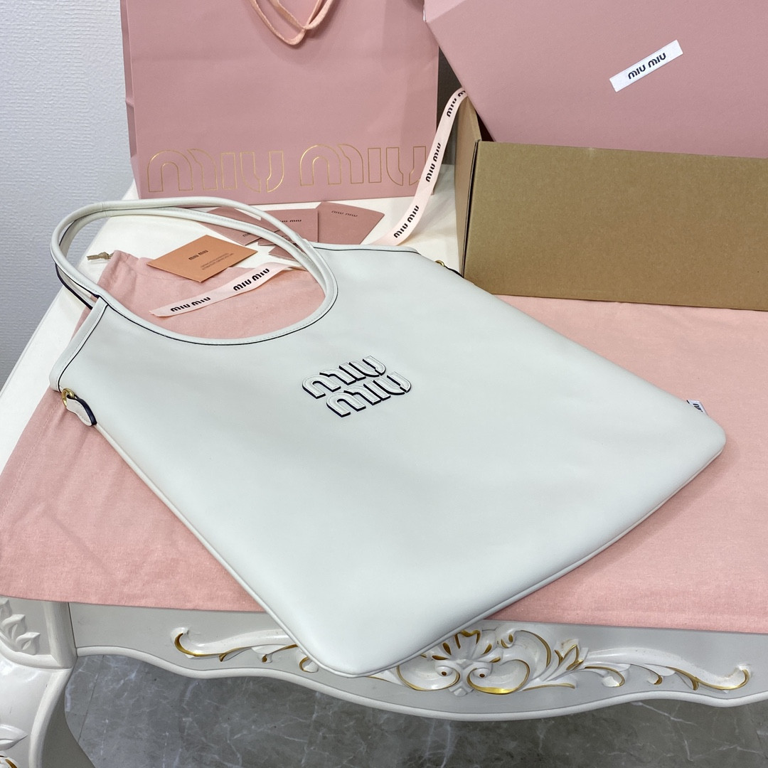 M1v M1v ivy leather bag 40x35cm