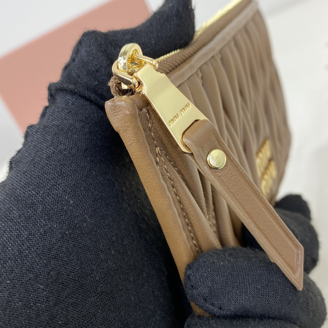 M1v M1v matelassé nappa leather card holder 8x15cm
