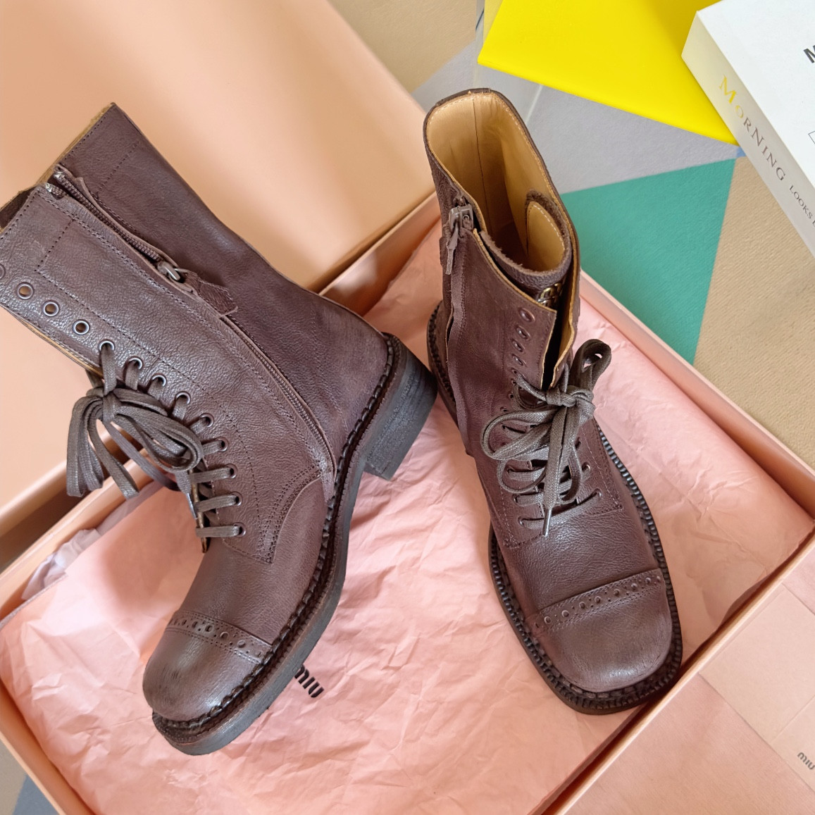 ua M1v M1v boot