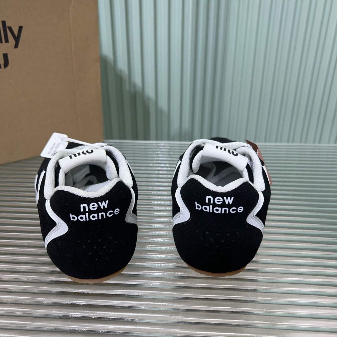 ua m1v m1v x new Ba1an*e sneaker