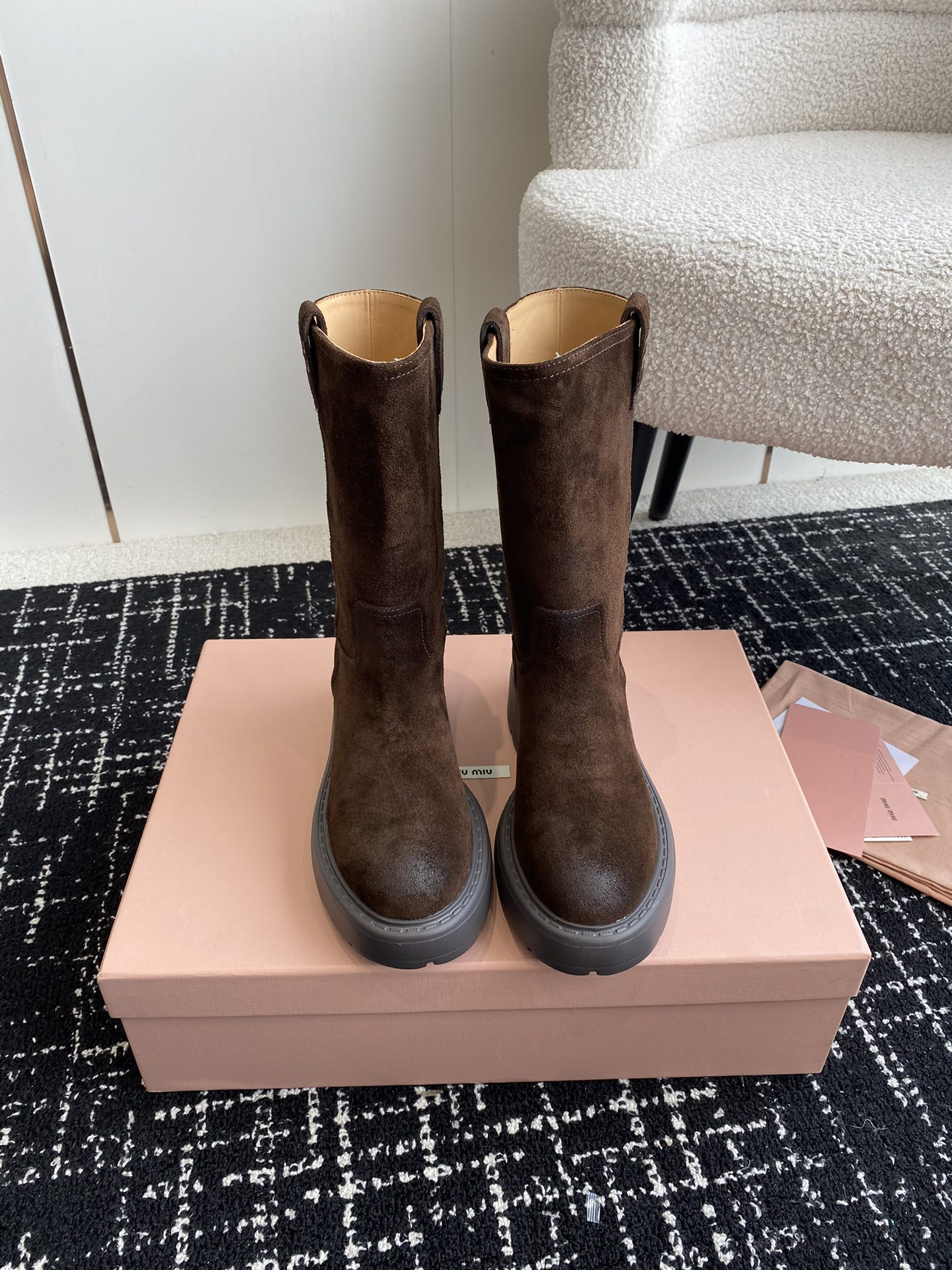ua M1v M1v boot