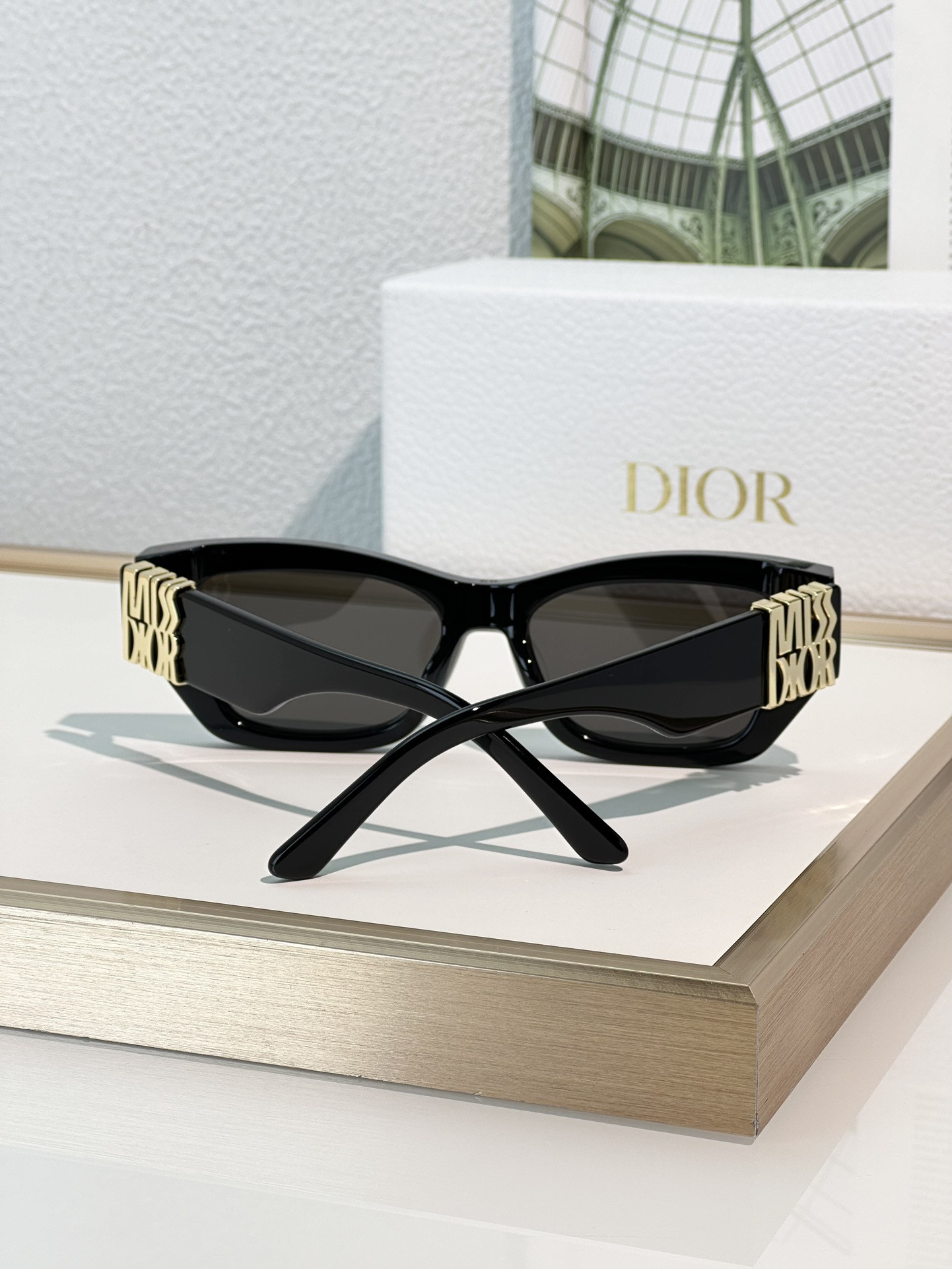 D10r Glasses S1F 56-17-140