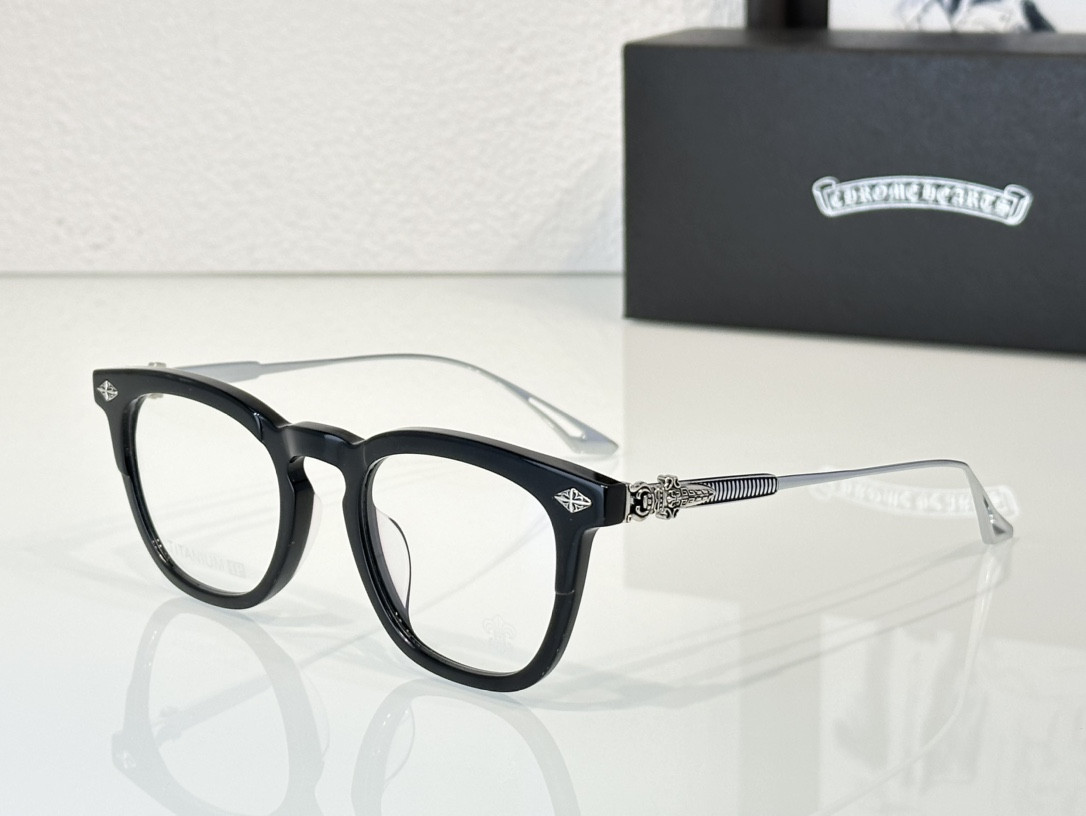 Ch*0me He**ts Glasses CH8110 51-21-150
