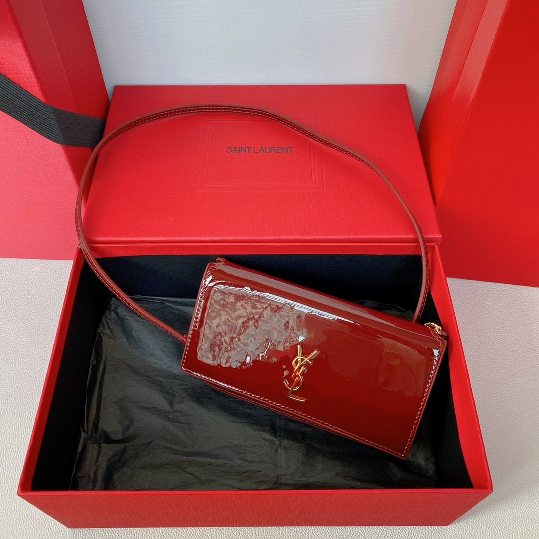 Y51 Monogram phone holder with strap (patent leather) 18 x 11 x 2.5 CM