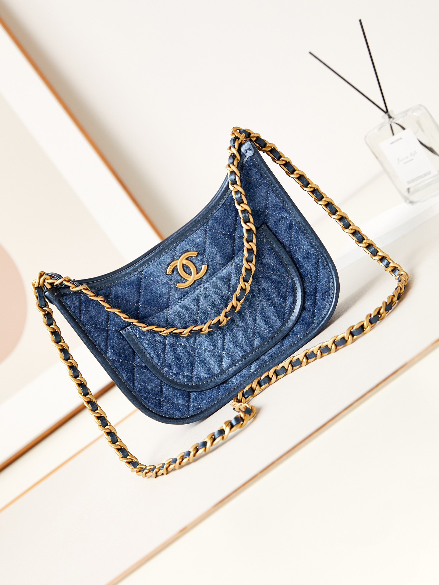 ch**el 24s De*1m retro hobo bag 20x24x6cm