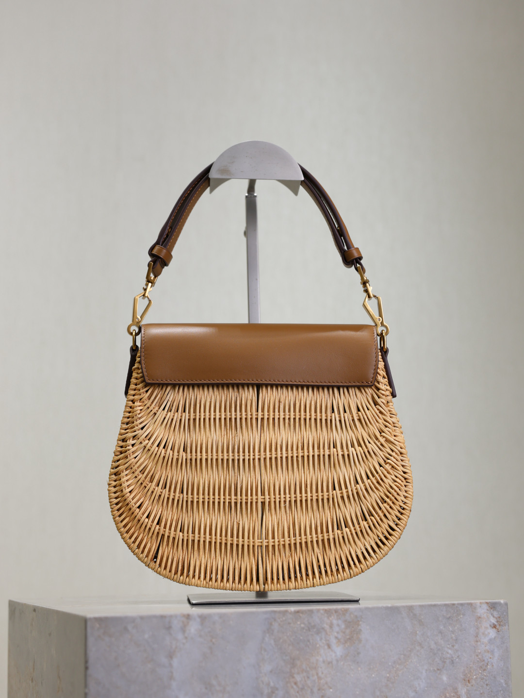 Y51 Mini VOLTAIRE top handle bag in osier 20x22x7.5cm