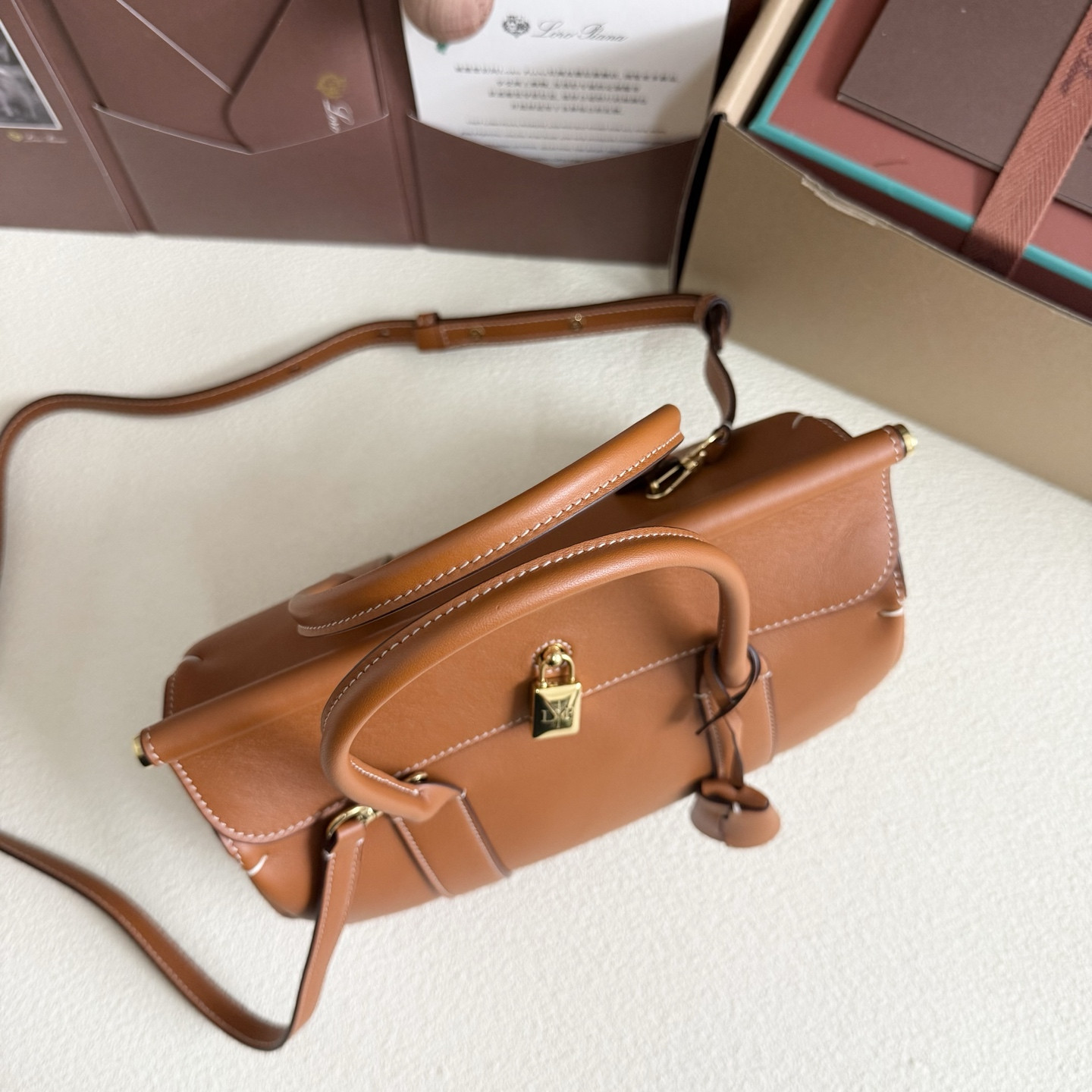 L0r0 P1ana Loom L25  Calfskin 25x18x12.5cm