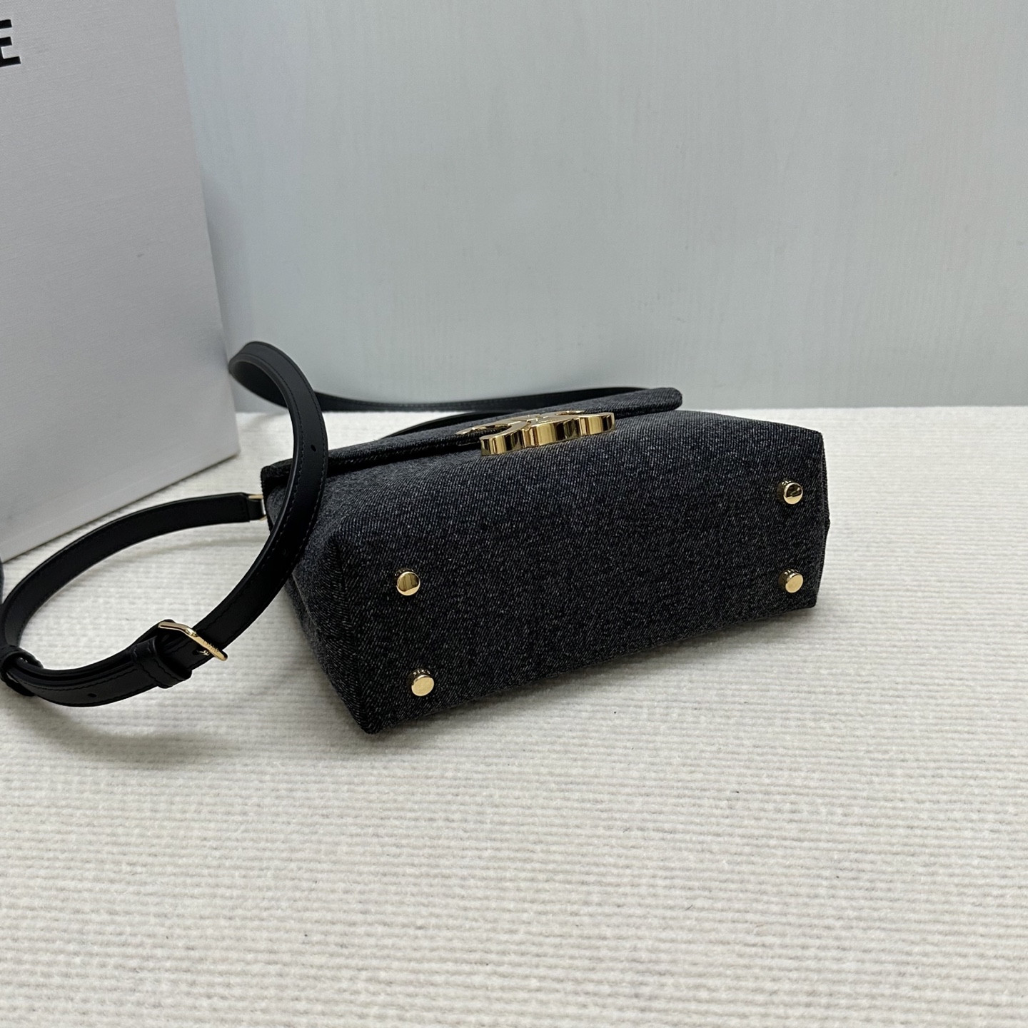 ce1i*e teen nino bag in De*1m 20.5x13x8cm