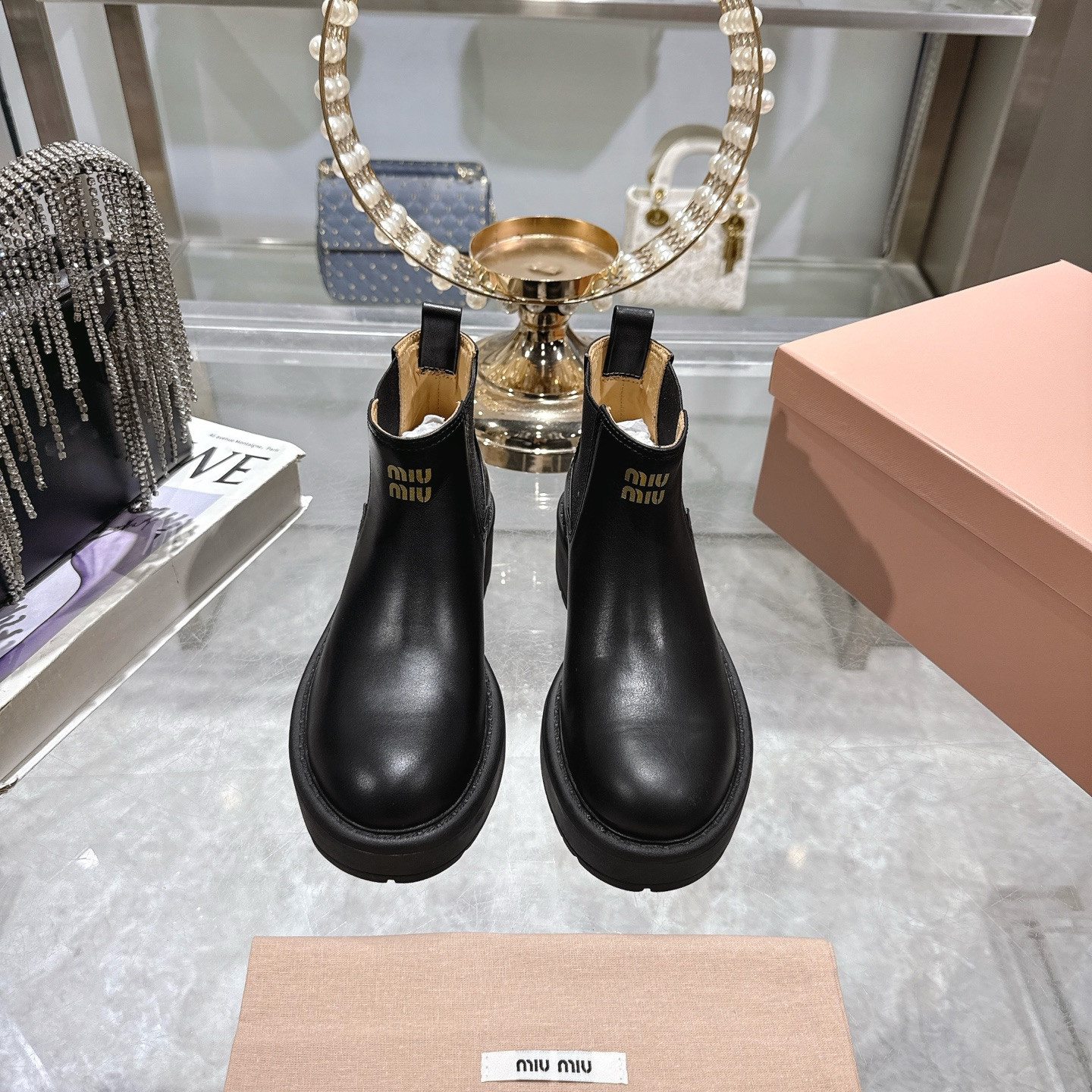 ua M1v M1v leather booties