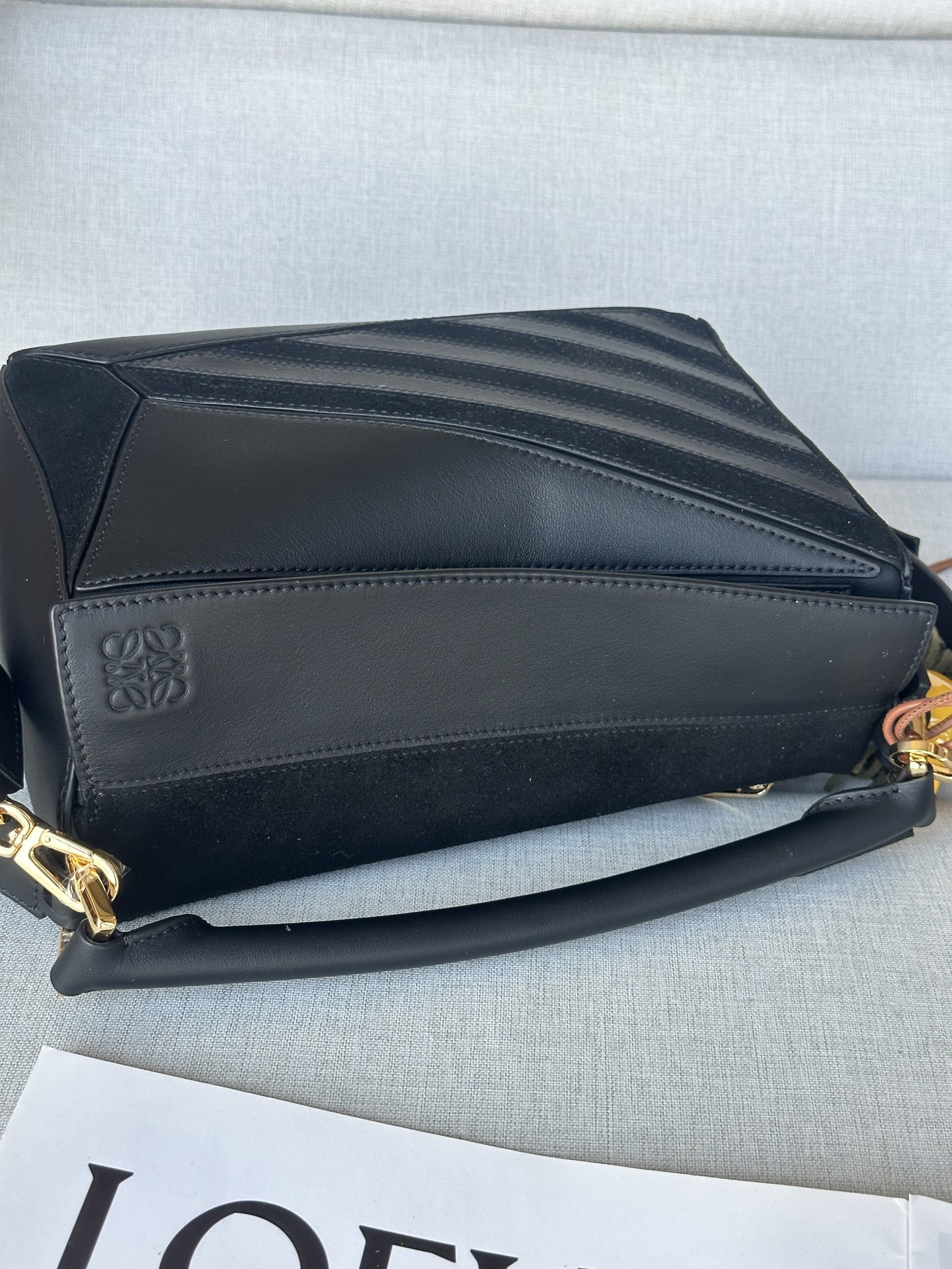 L0ew* small puzzle bag in classic calfskin and suede 16.5x24x10.5cm