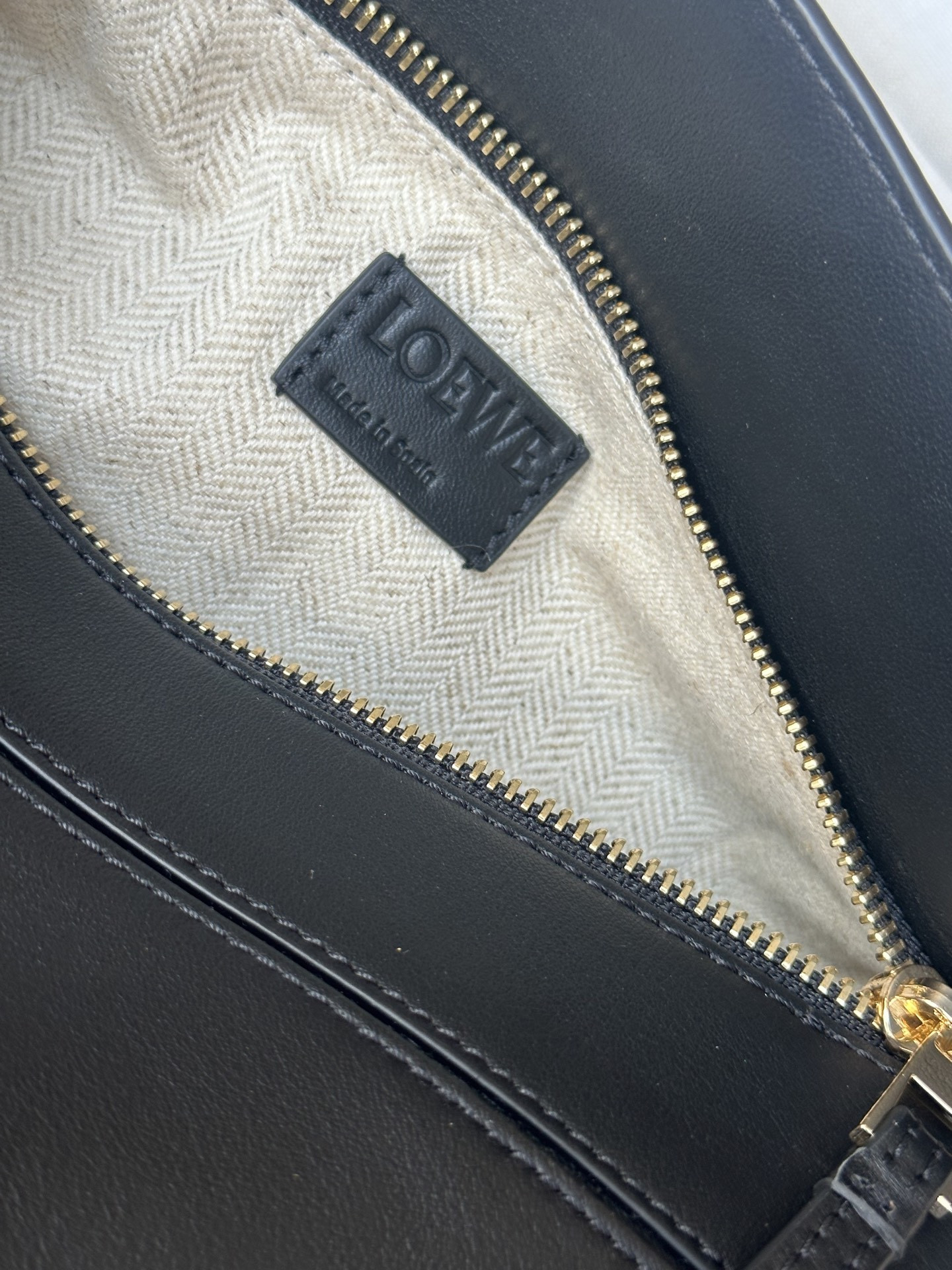 L0ew* small puzzle bag in classic calfskin and suede 16.5x24x10.5cm