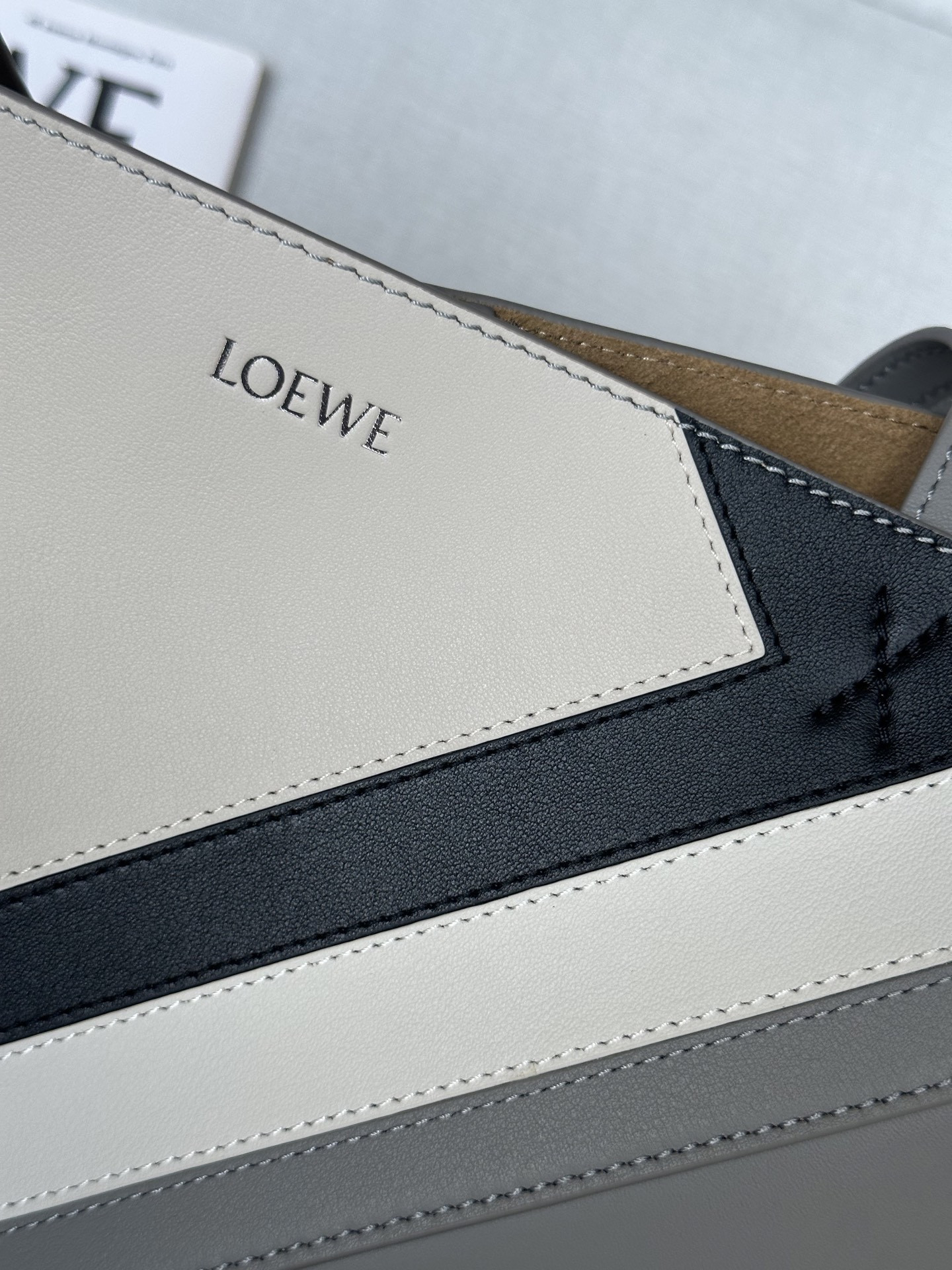 L0ew* x albers medium puzzle fold tote in nappa calfskin 31.5x25.5x14.5cm
