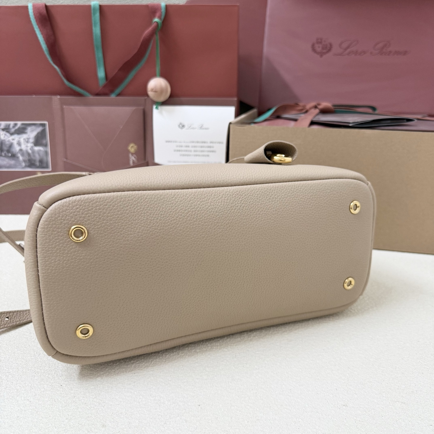 L0r0 P1ana Small Needle Bag 31x15x16cm