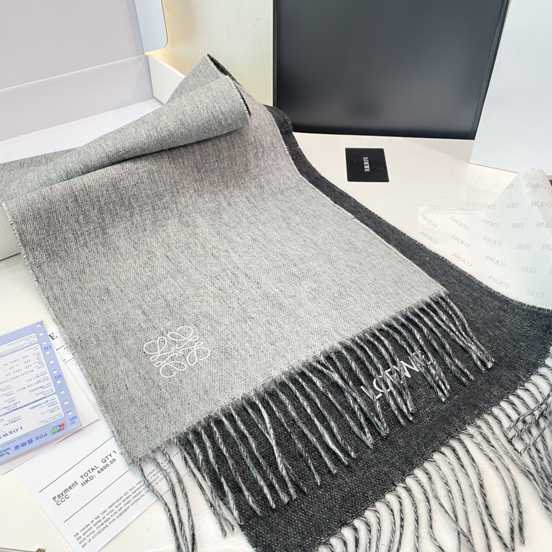 L0ew* scarf 38x180cm 100% cashmere