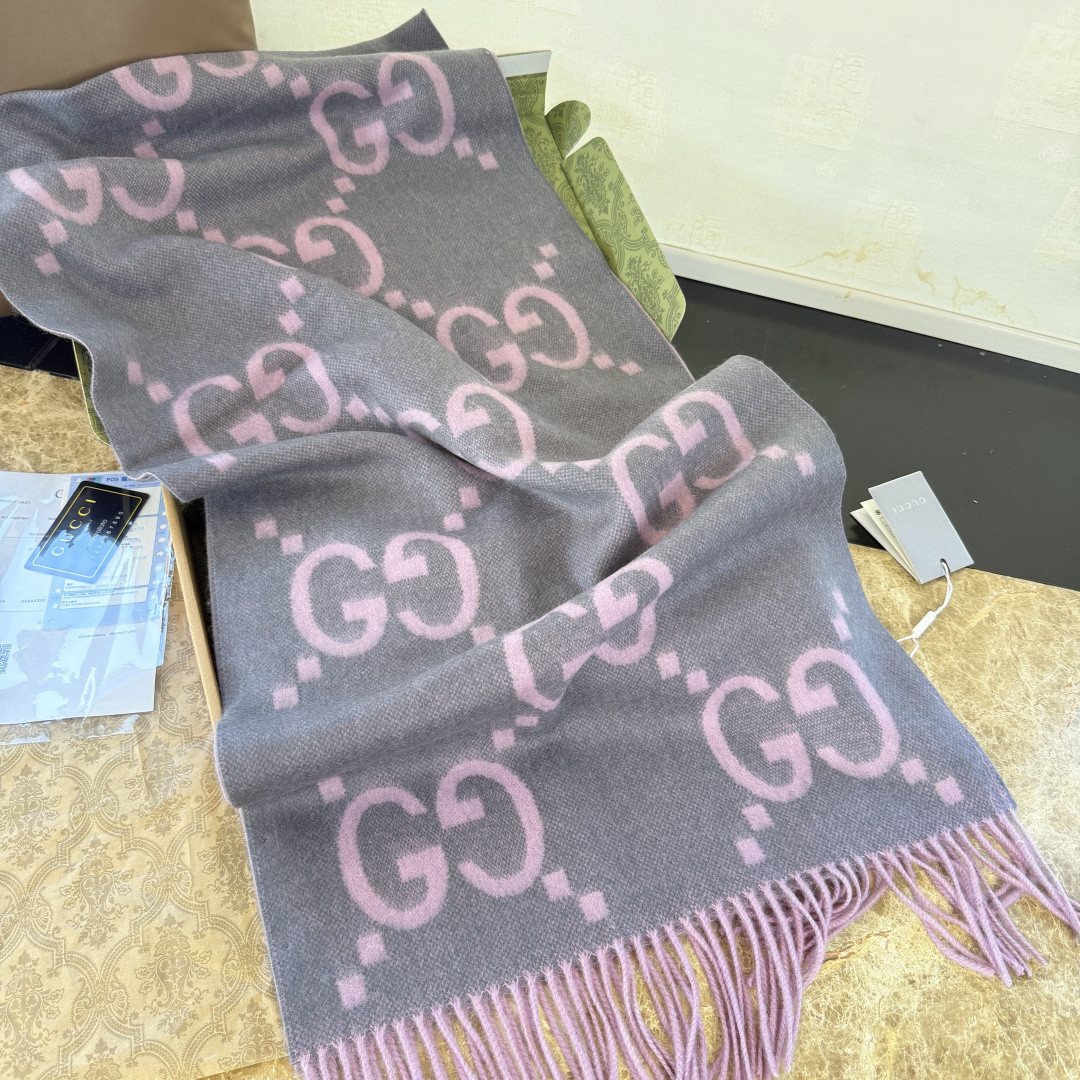 Gvc*1 scarf 45x200cm 100% cashmere