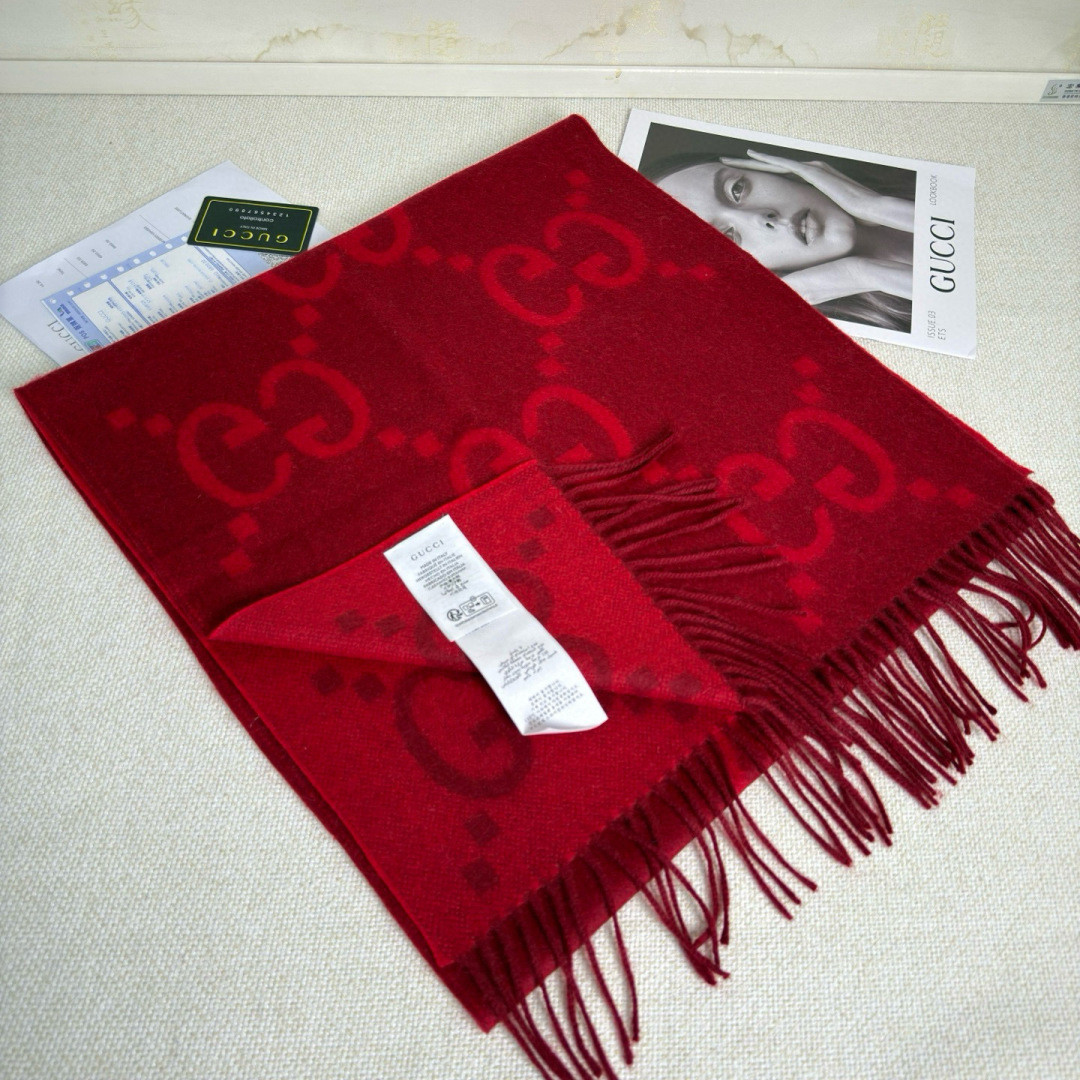 Gvc*1 scarf 45x200cm 100% cashmere